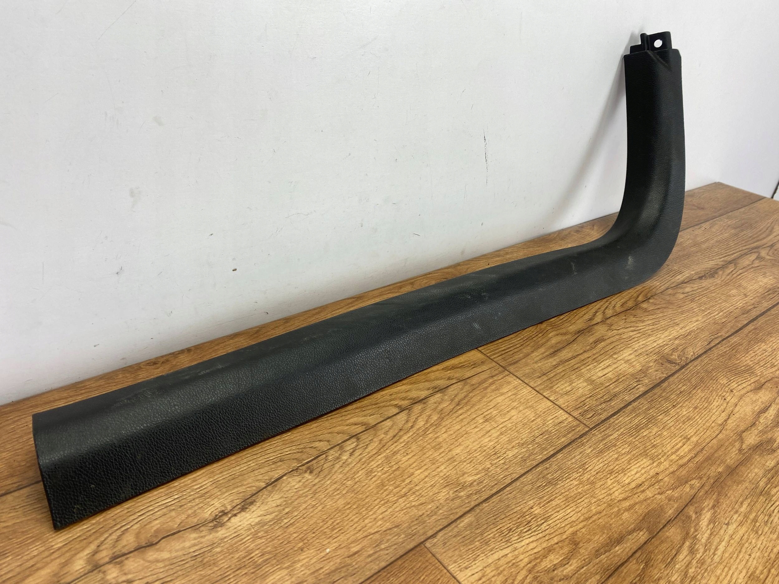 cover of the threshold inner left Cadillac CTS III 2014+