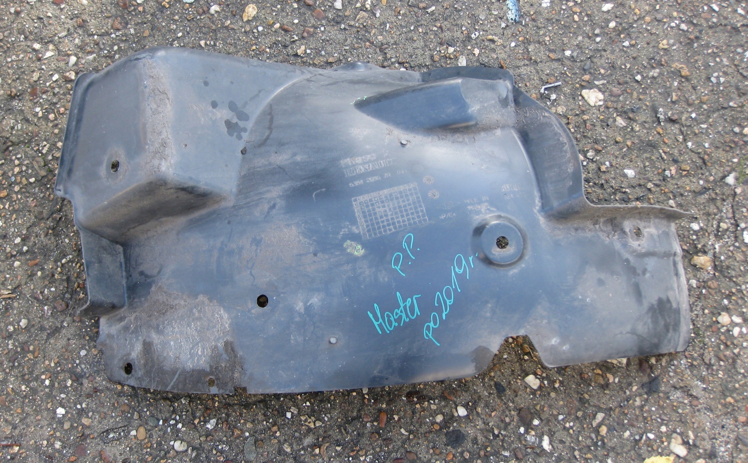 RENAULT MASTER III LIFT mudguard front right 638426238R