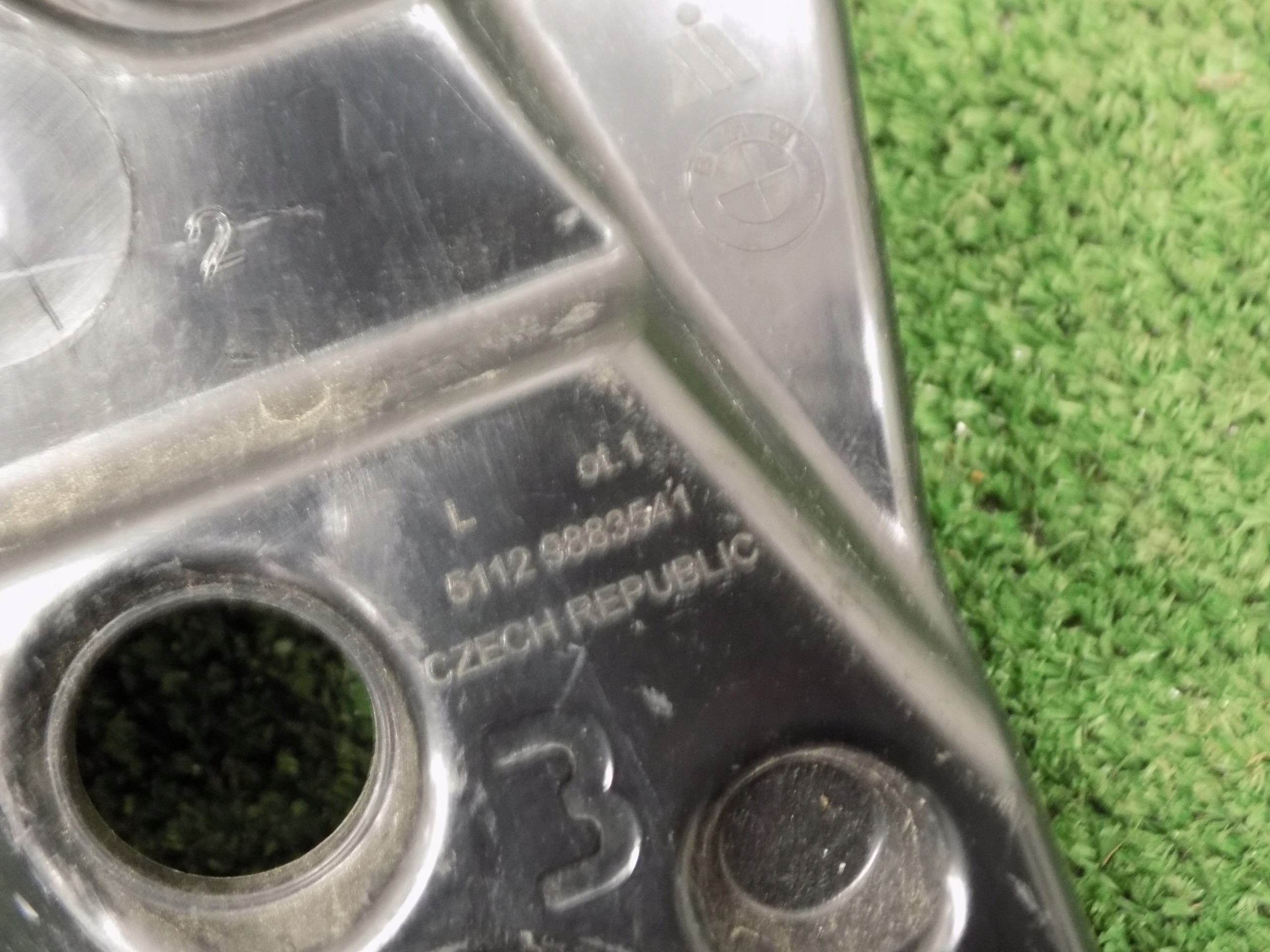 BMW X1 U11 bumper bracket left 9883541
