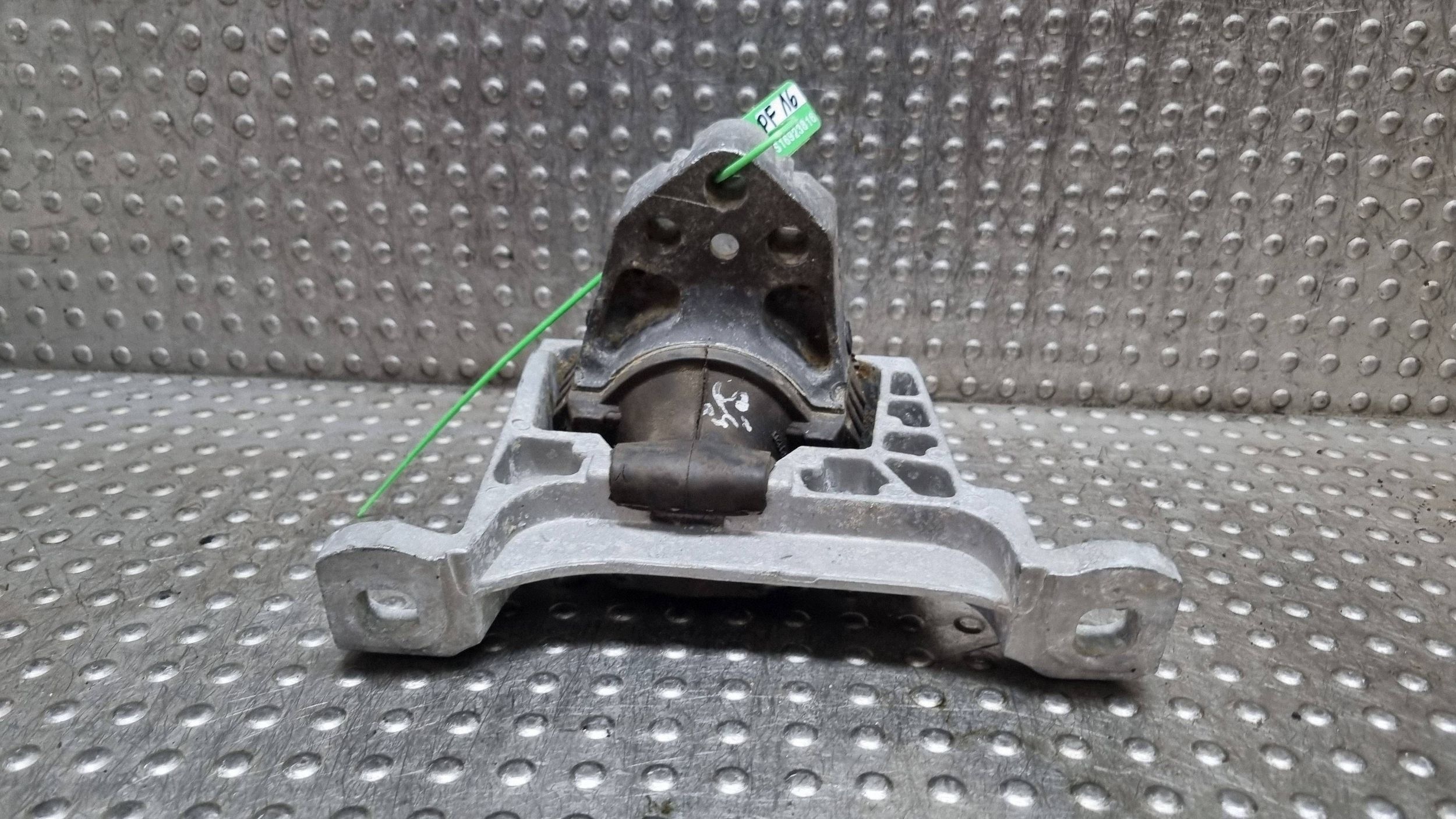 holder engine mount F1F1-6F012-BB KUGA MK2 C-MAX MK2 FOCUS MK3 1.5 TDCI