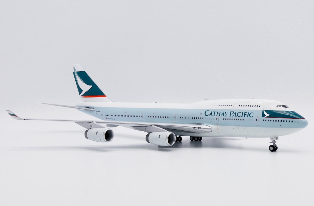 Model letadla Boeing 747-400 Cathay Pacific 1:200 Vr-hov