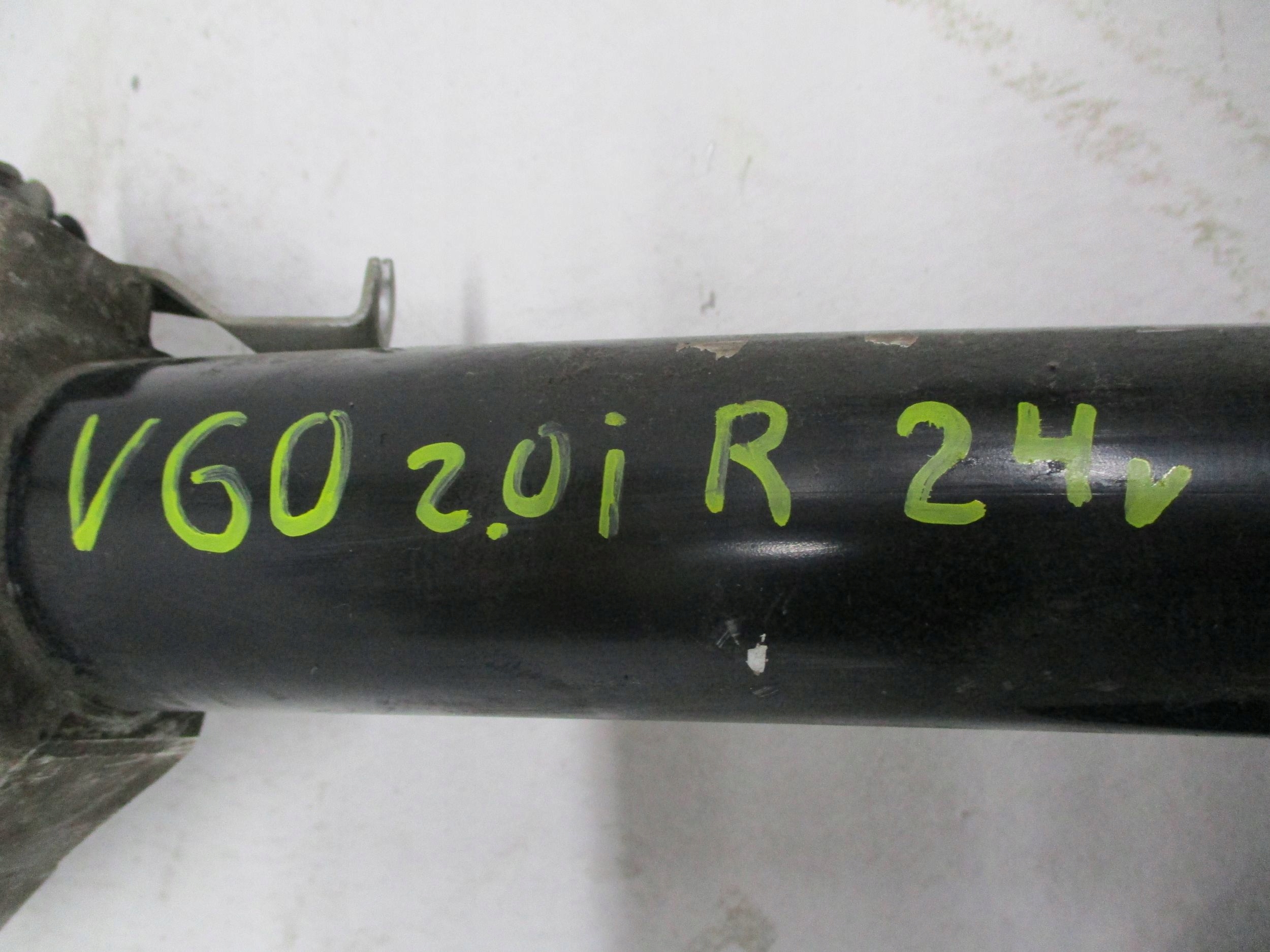 shock absorber front front right VOLVO V60 II 24R P31665336