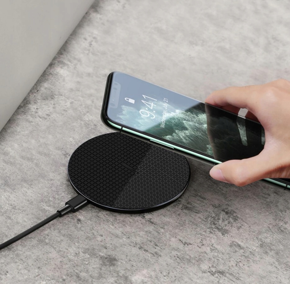 BEZPRZEWODOWA ŁADOWARKA Szybkie Ładowanie QI 100mm Liczba urządzeń ładowanych jednocześnie 1