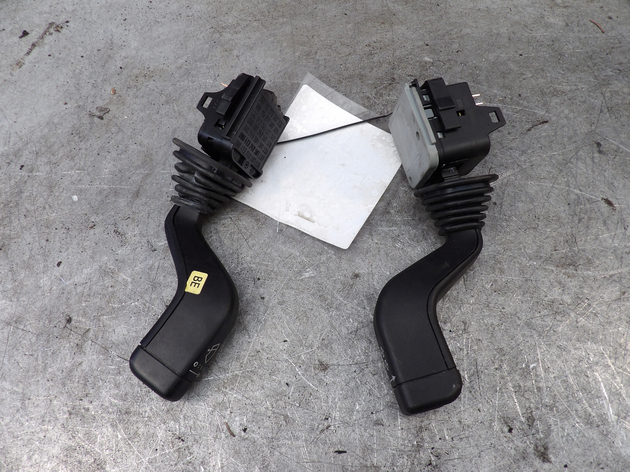 Opel Agila DEVIO LUCI TERGICRISTALLO TERGI 092115275 092115277