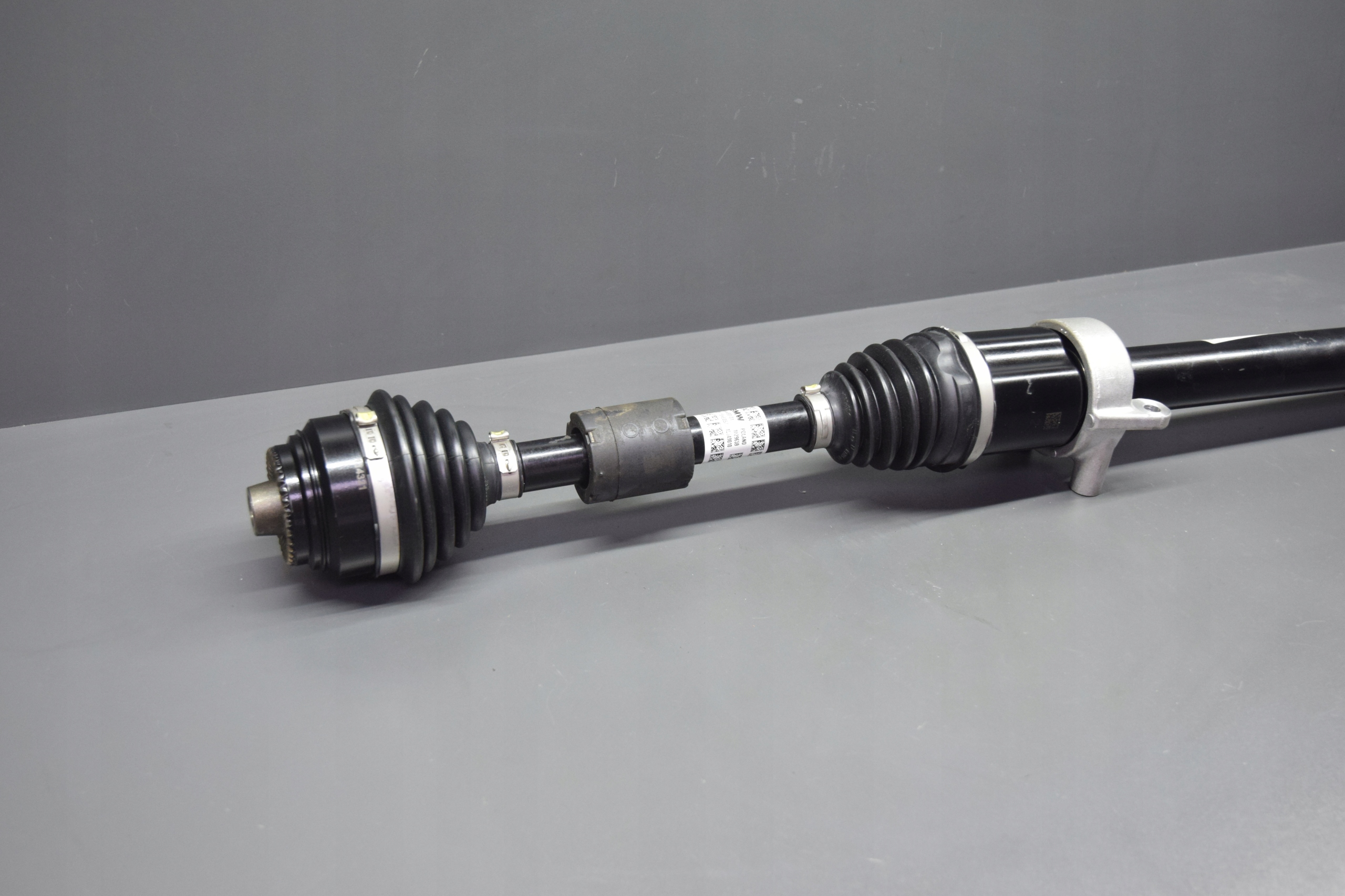 semi-axis right front BMW X1 U11 2 U06 5A44AB0 717km