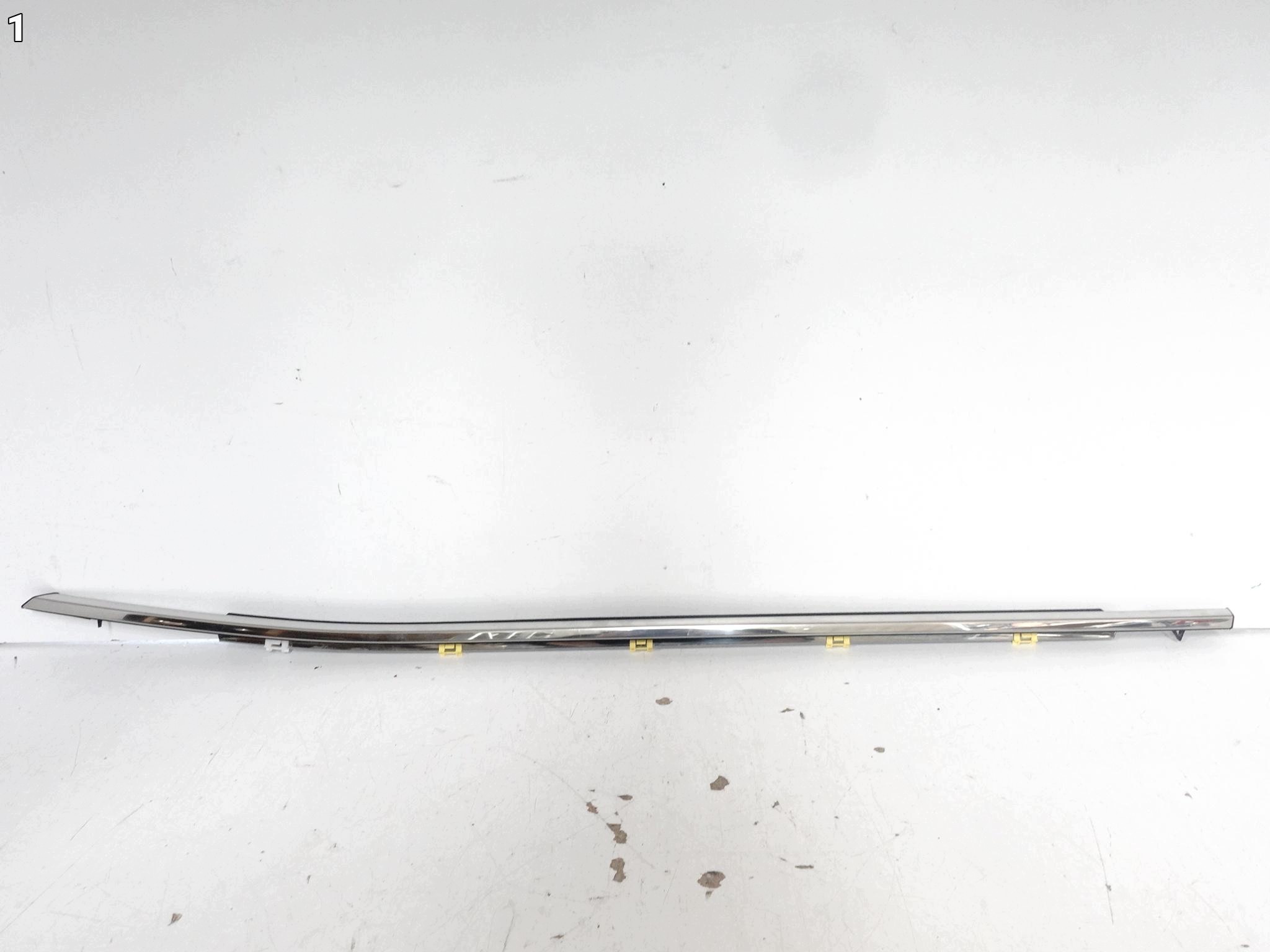TOYOTA HIGHLANDER IV XU70 19- moulding dust windows door front left ORG
