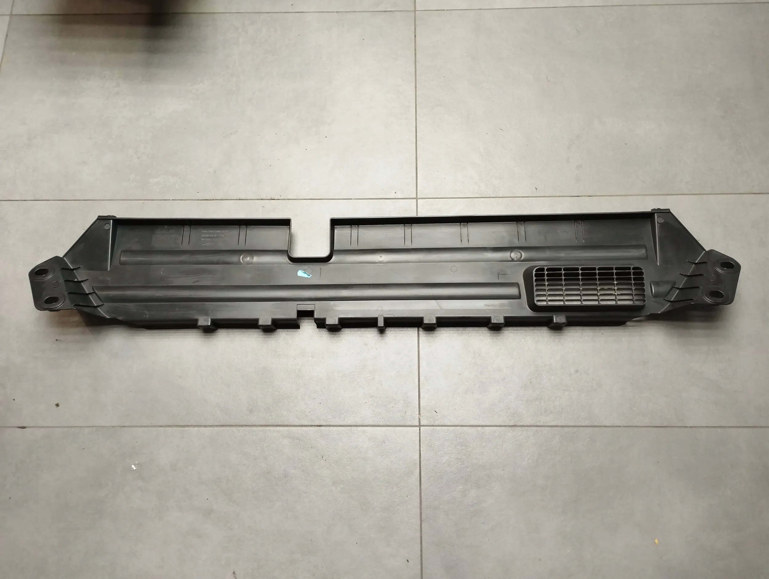 Peugeot 3008 and cover boot 9672918977