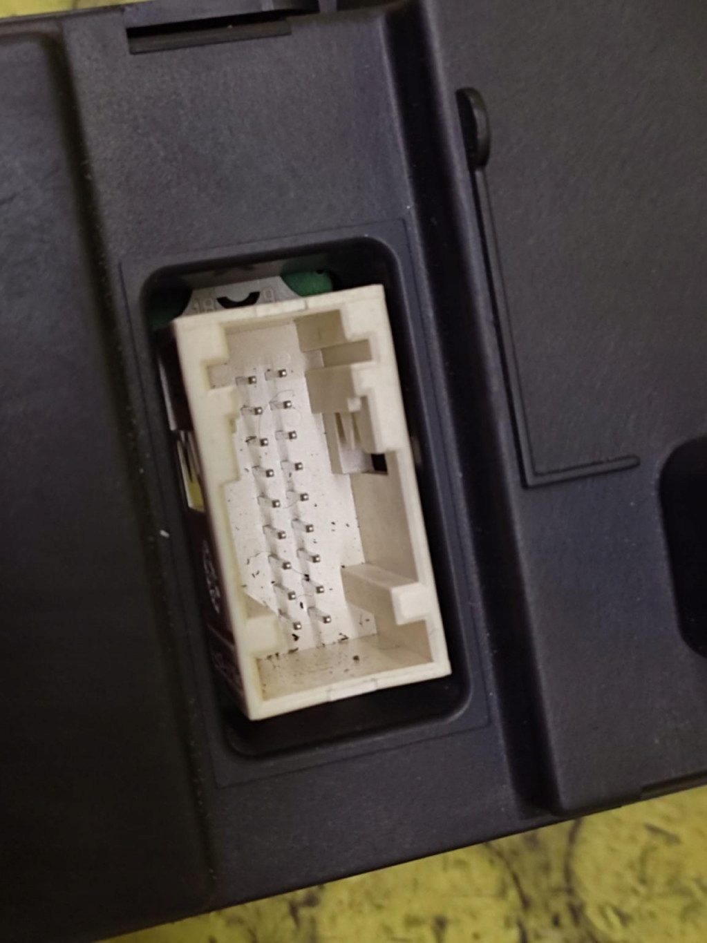RENAULT SCENIC II PANEL klími klimatizaci 8200344841