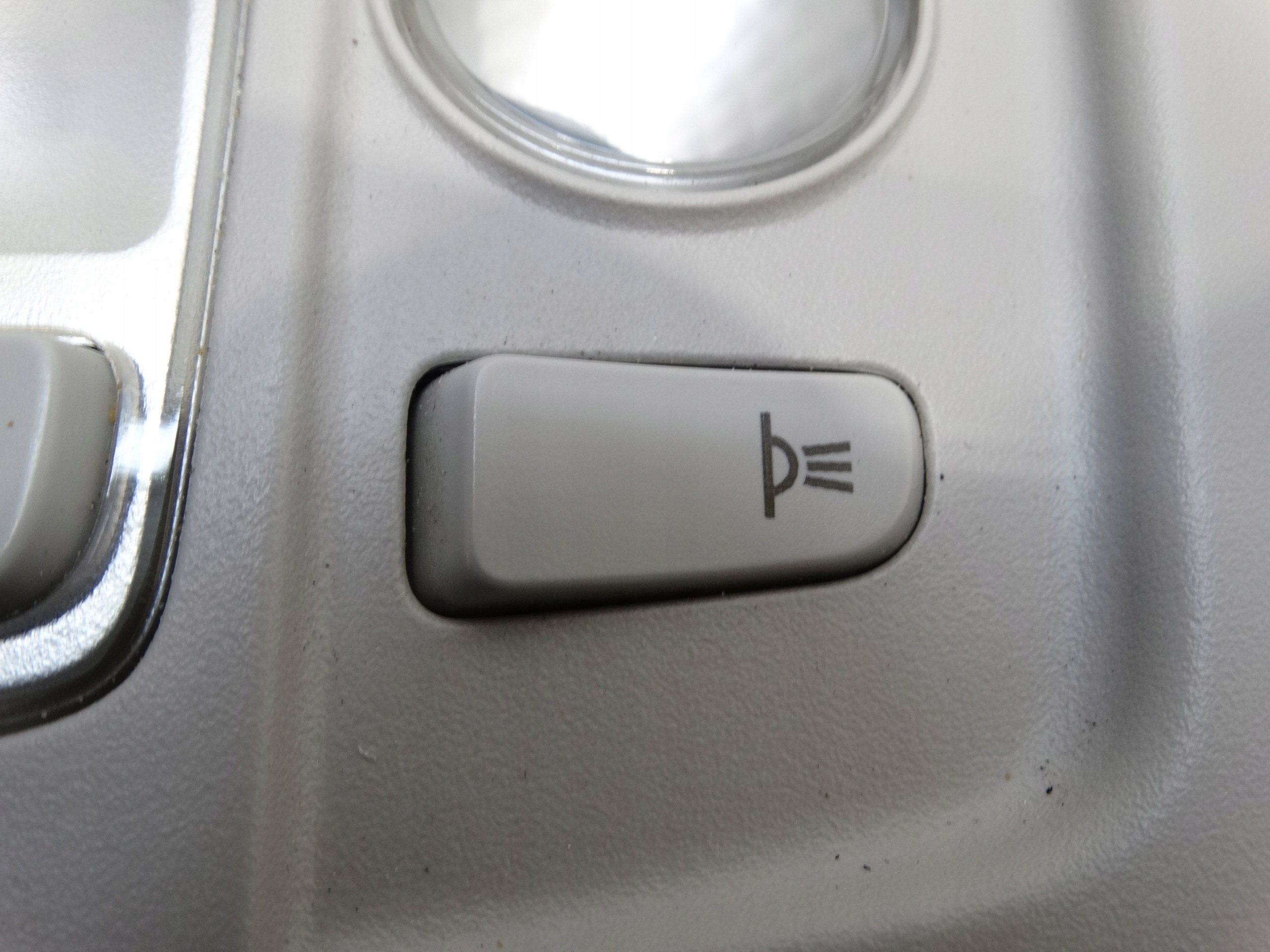 FANALE interna cabina CIELO INTERNO CITROEN C4 CACTUS 9801287577