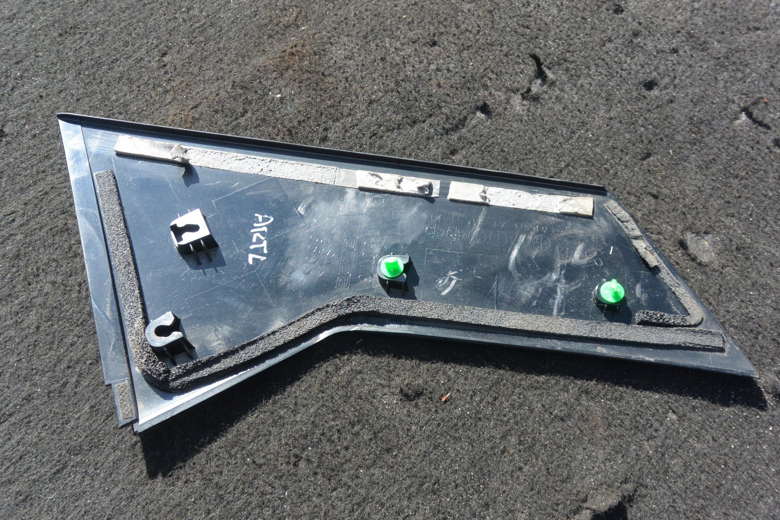 moulding cap door vertical left rear part MAZDA CX3 CX-3