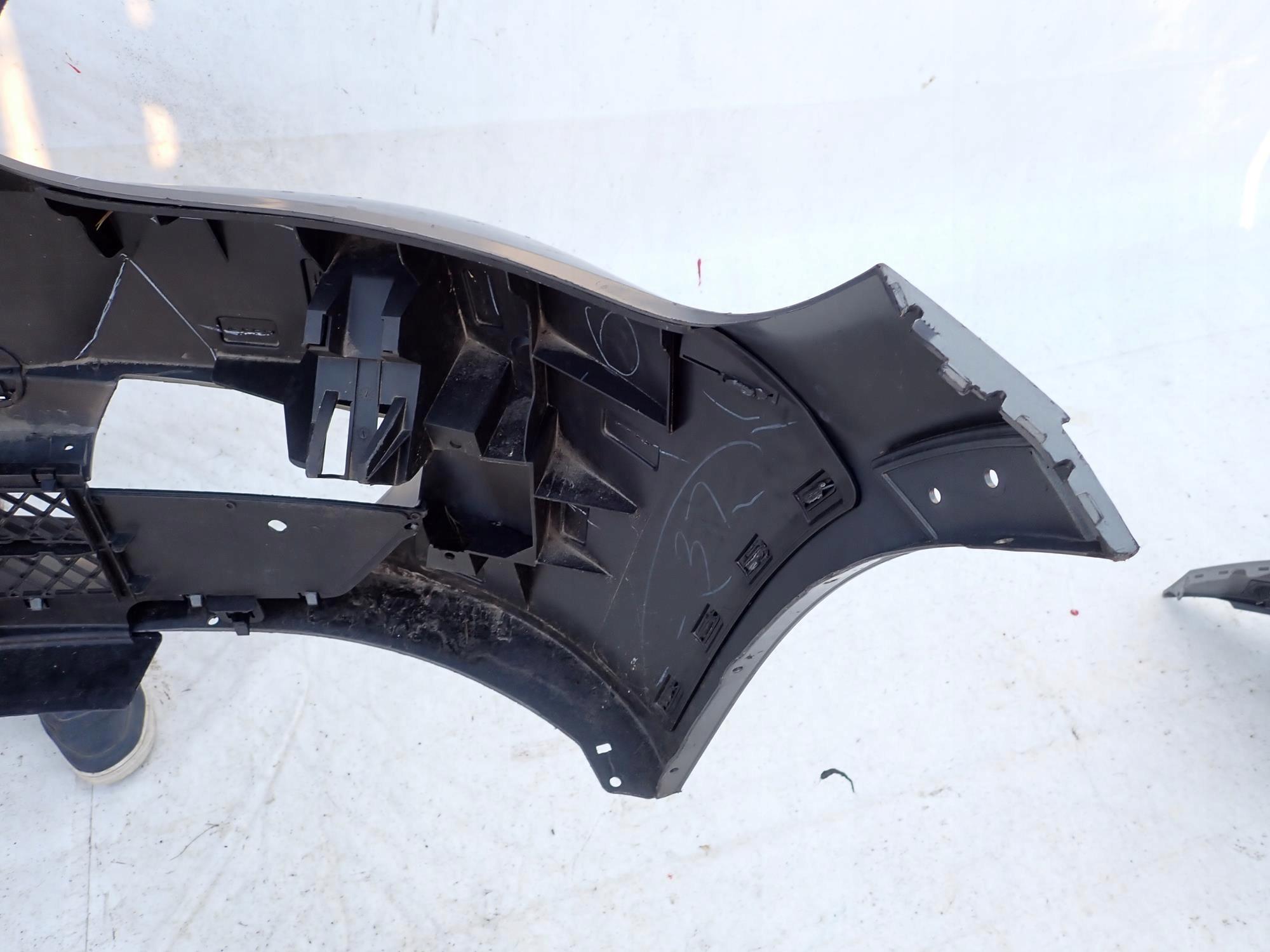 BMW Z4 E85 E86 LIFT 06-09 nárazník předek přední