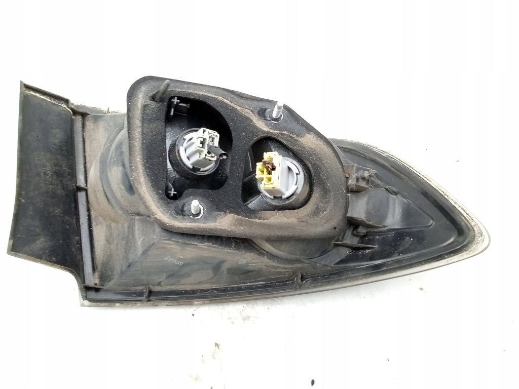 Mazda 3 BK lift FL sedan light right rear part rear