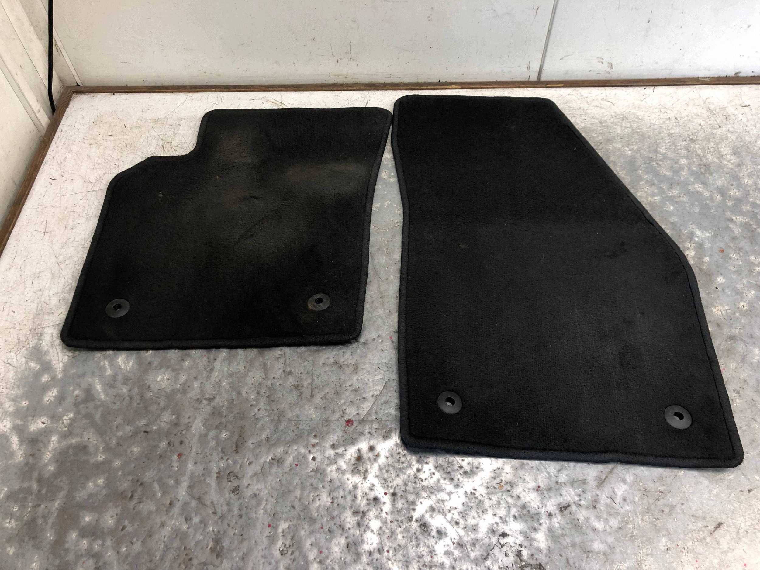 mats WELUR VOLVO C30 LIFT