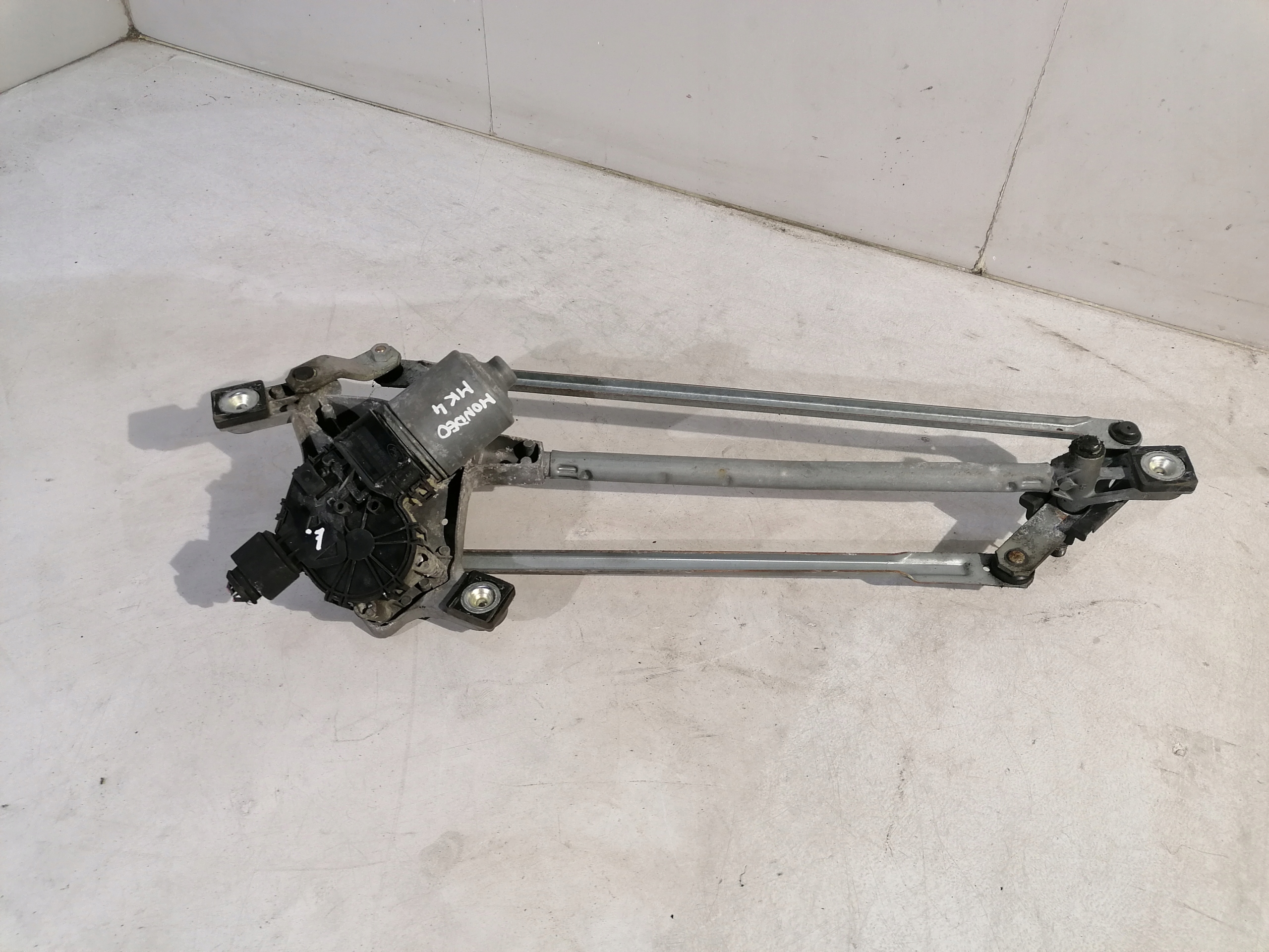 Ford Mondeo MK4 wiper mechanism front