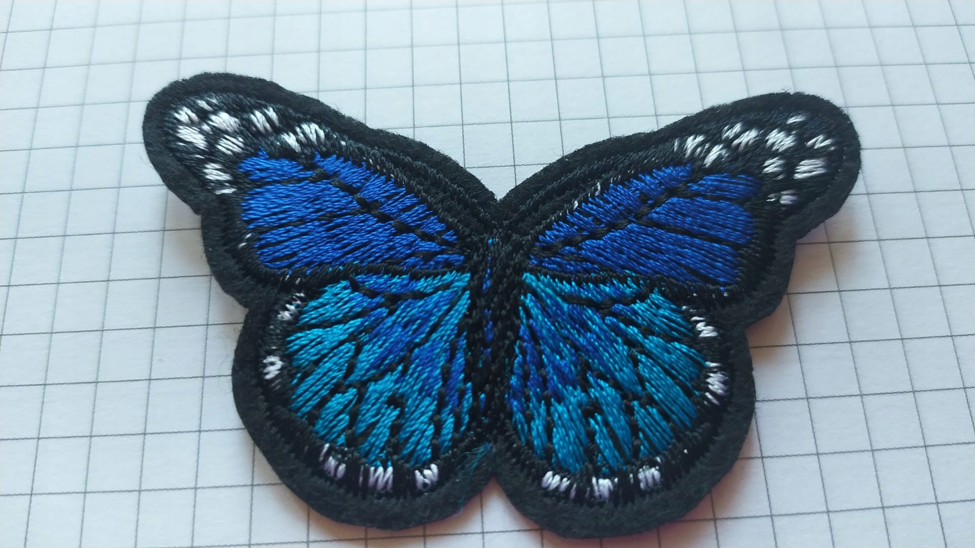 ŁATKA NASZYWKA MOTYLEK APLIKACJA 4,6cm x 6.6cm -W3 Model motyl