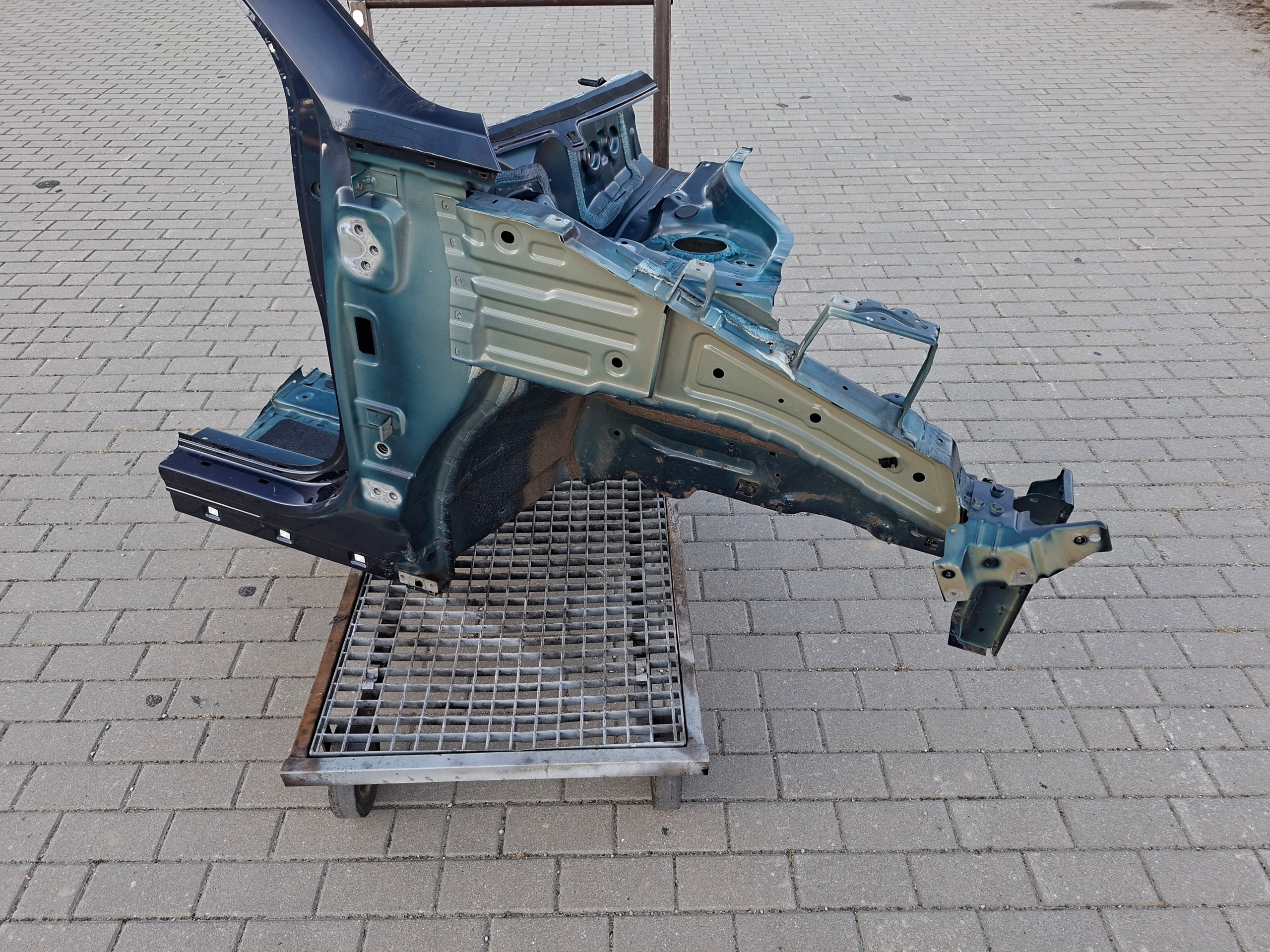 quarter front front quarter right BAS SSANGYONG KORANDO IV 4 C300