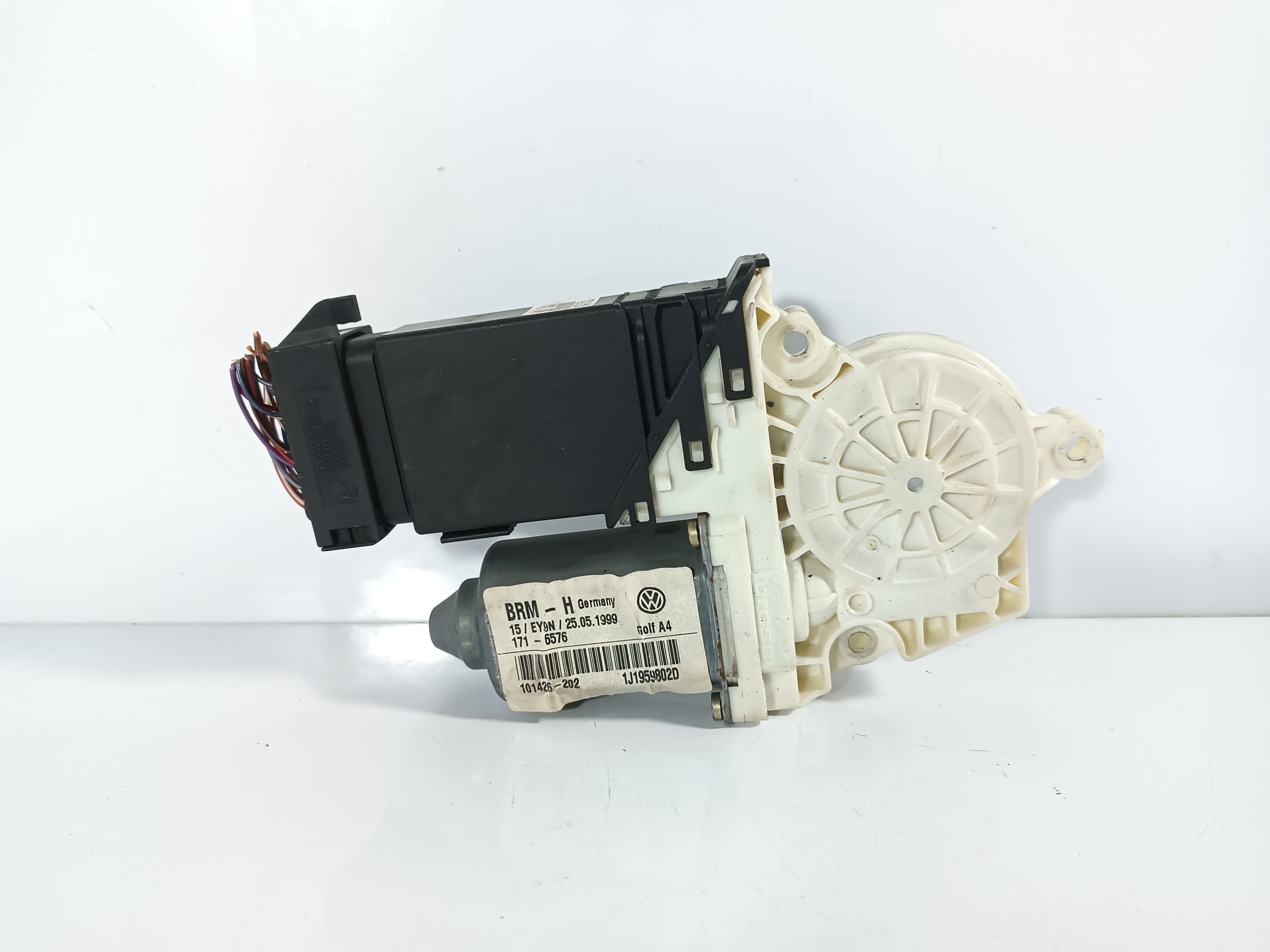 VW BORA 1 Kombi 99-05 mini motor windows right front OE 1J1959802D