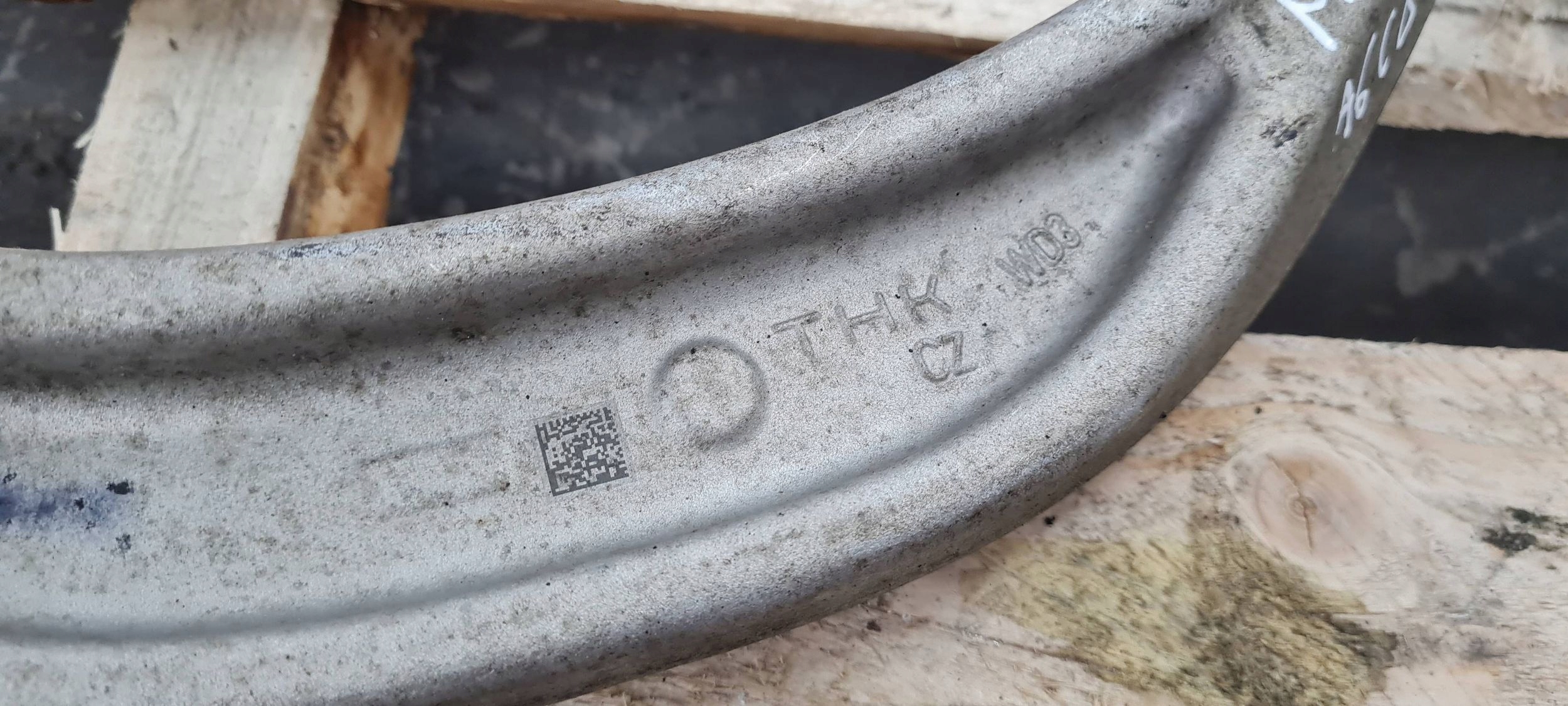 A6 C8 4K arm right front front lower 80A407696C A7 4K Q5 80A SQ5