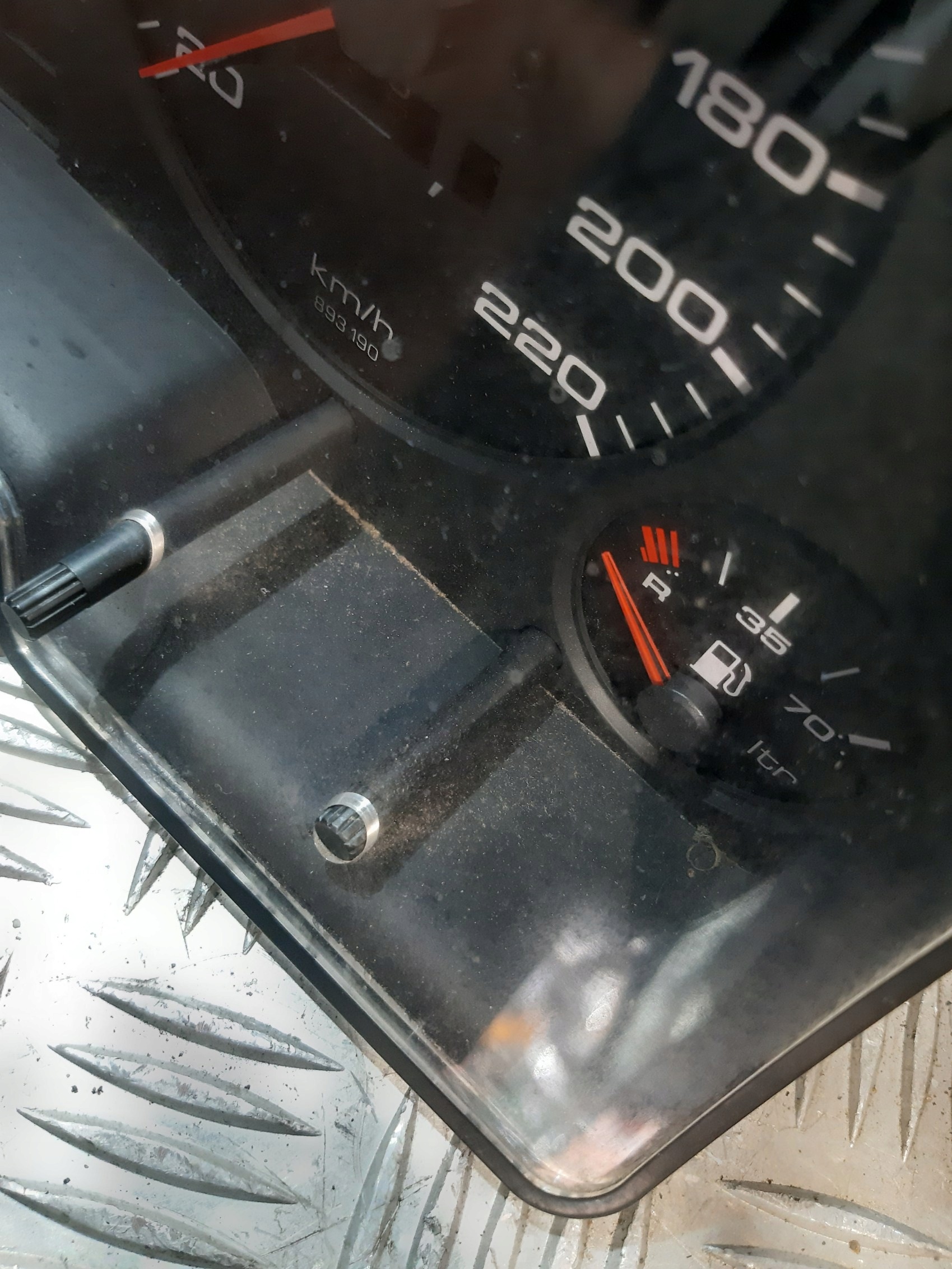 dials dials AUDI 80 B4 1.8B 893919033DF