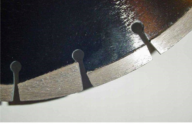 TARCZA 600 PIŁA TECH-WIERT PRZECINARKA SPALINOWA Rodzaj tarcza