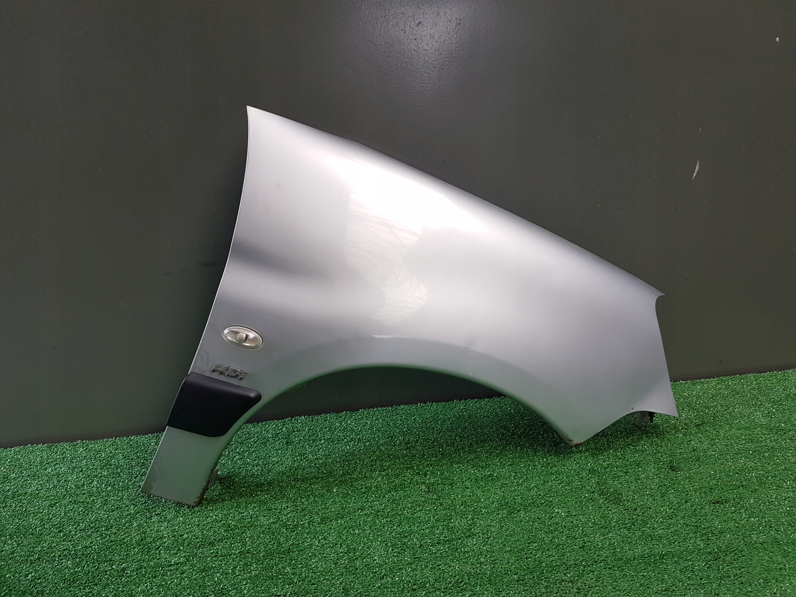 fender right front LIFT PEUGEOT PARTNER 1 EZRC