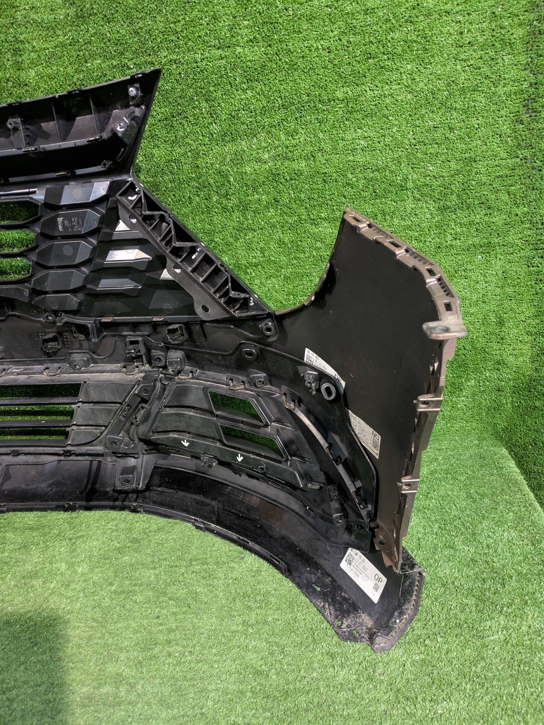 front bumper front KIA SPORTAGE V NR.Z9387