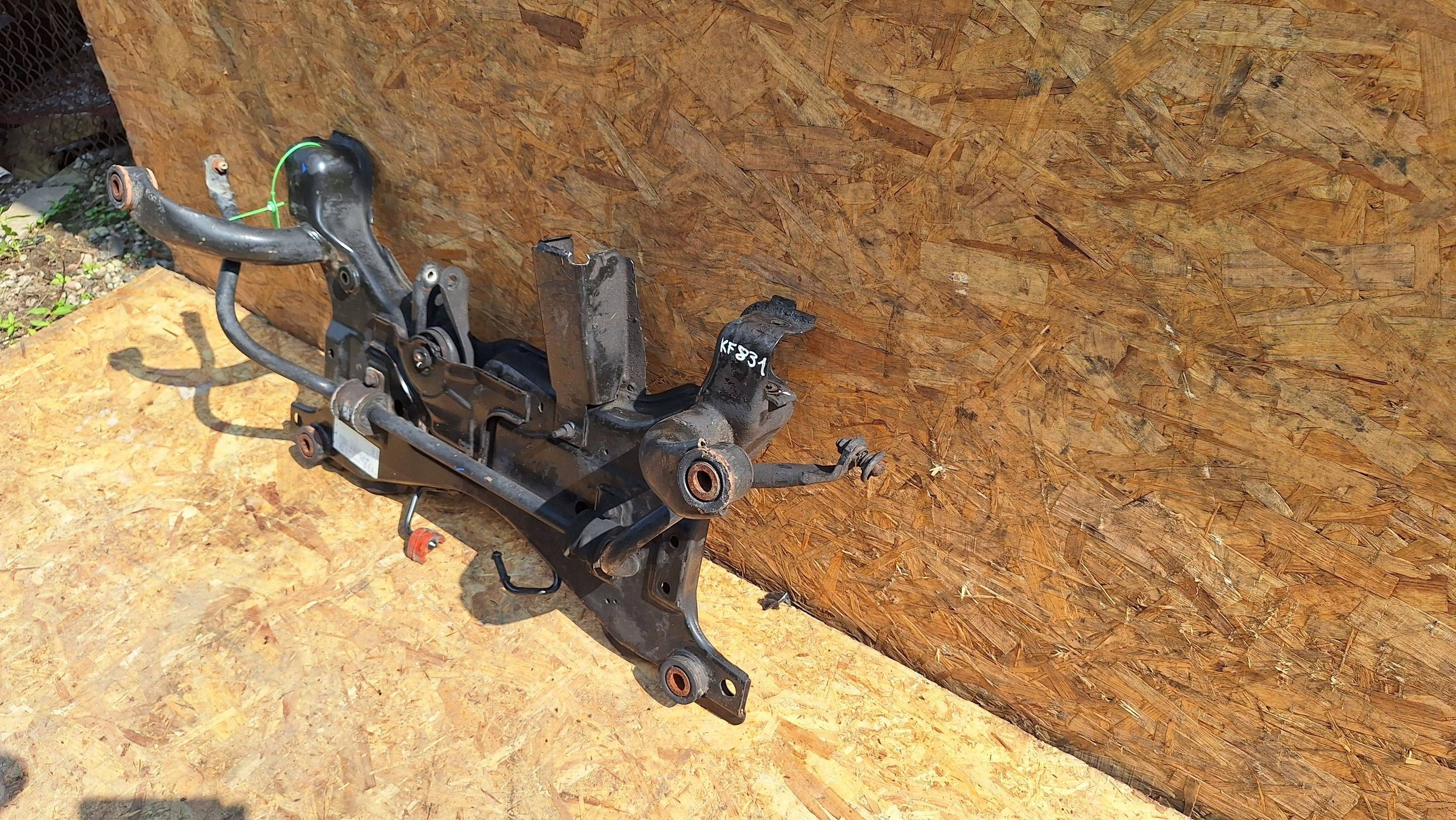 axle beam subframe axle beam 3M51-5A041-AB FORD C-MAX MK1