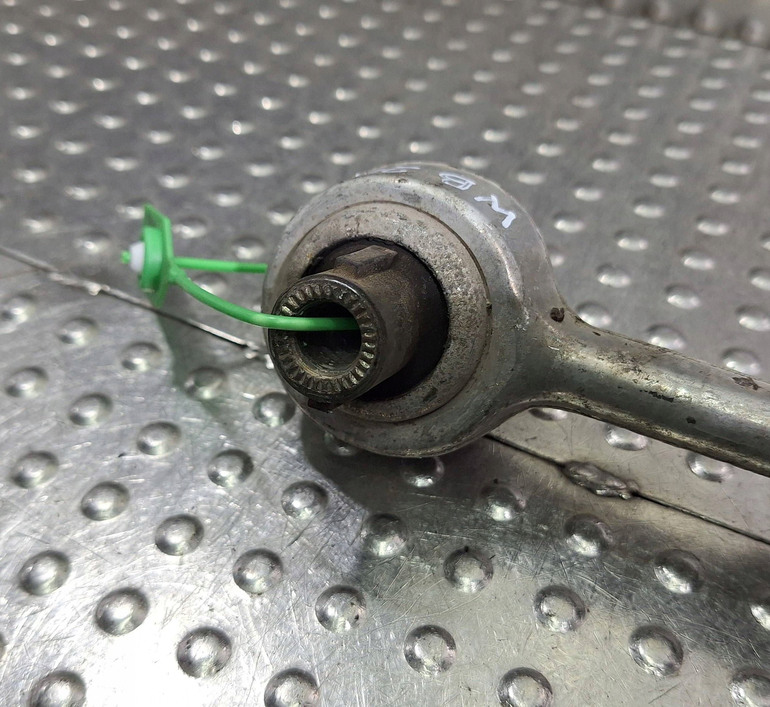 arm left front 6763699 BMW E81 E82 E87 E88 E90 E91 E92 E93