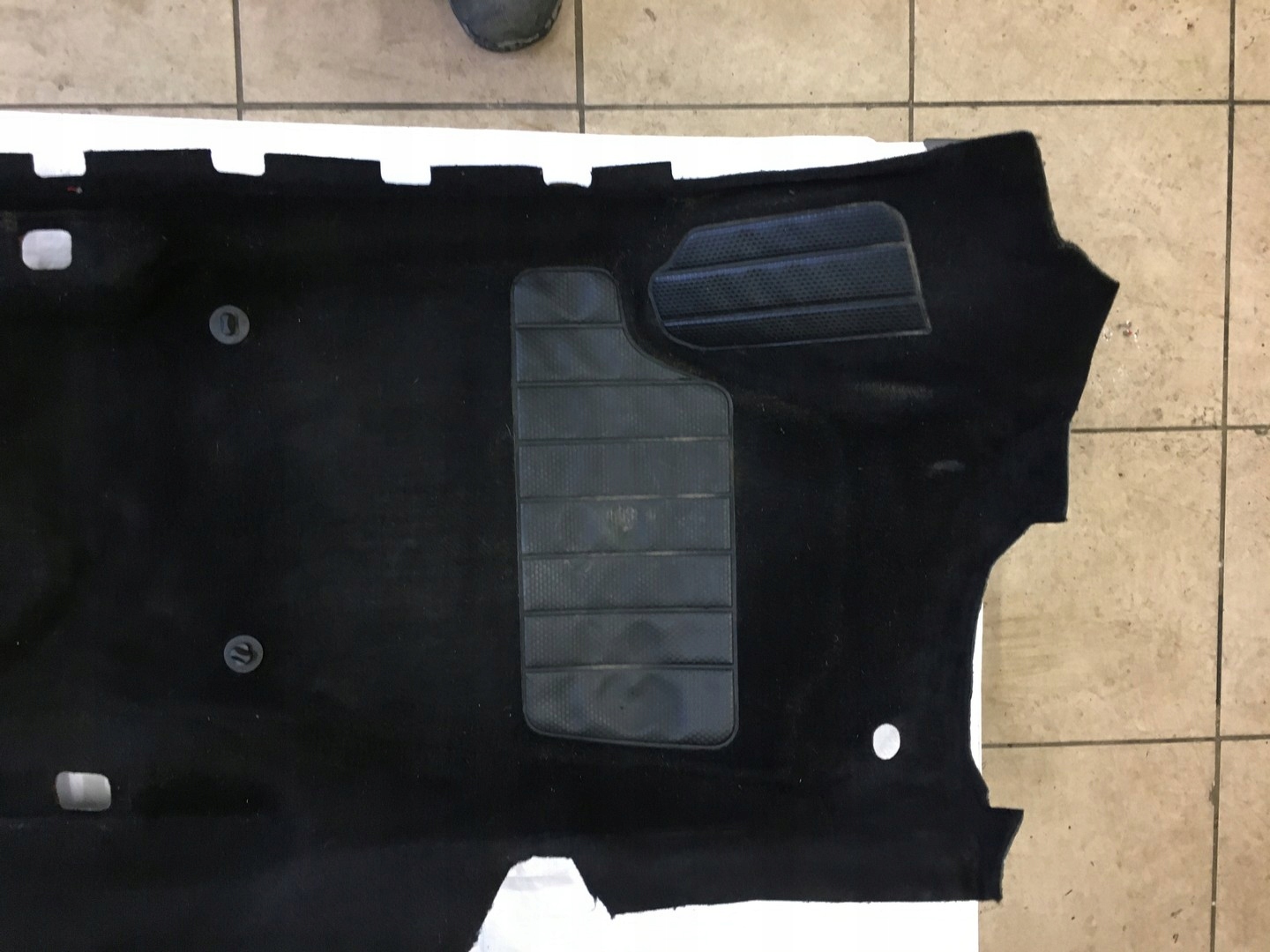 ковер vw POLO 9N 9N2 2005-2009 6Q1863367P