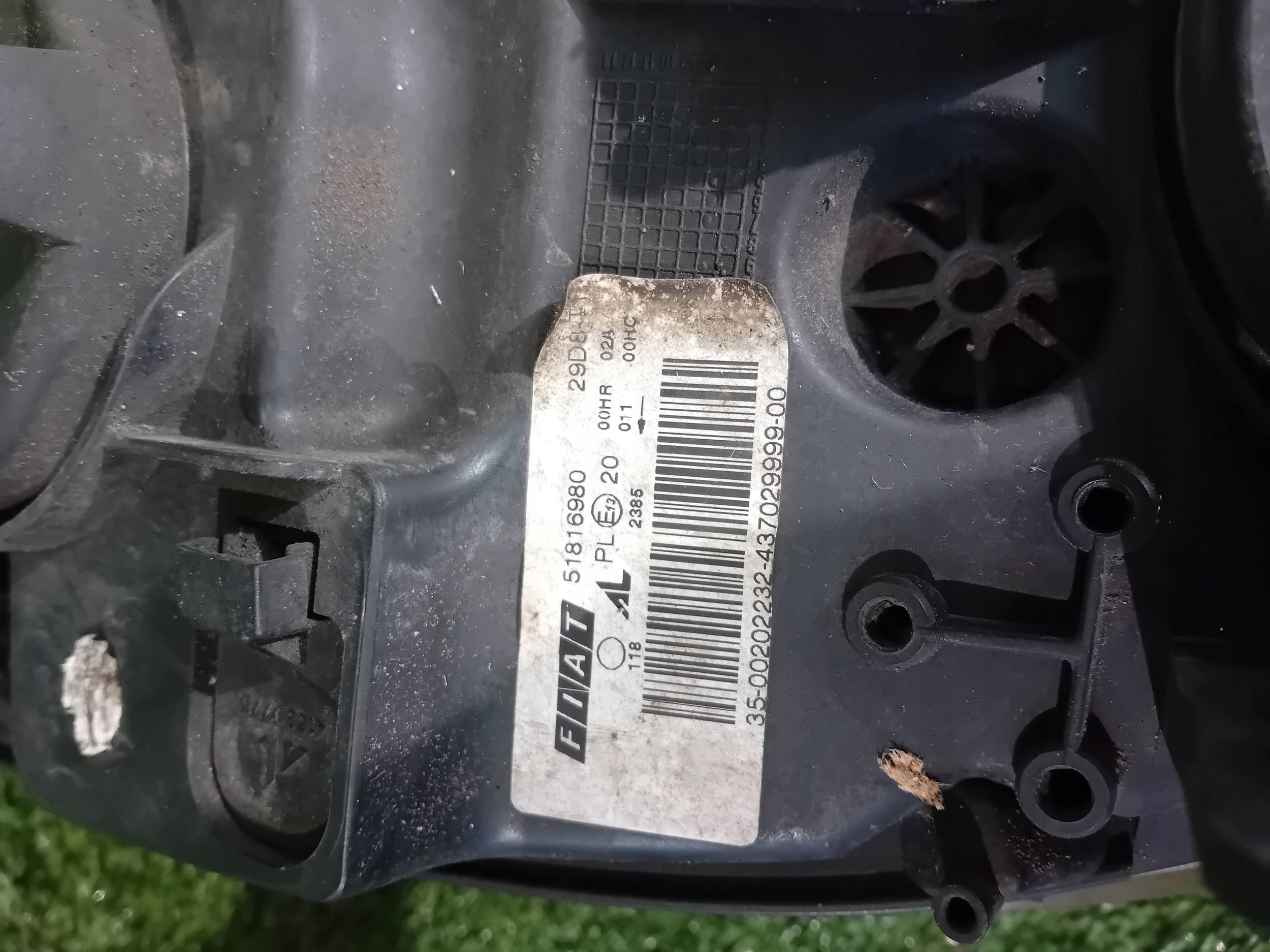 REFLEKTOR right front FIAT CROMA II LIFT NR.R857