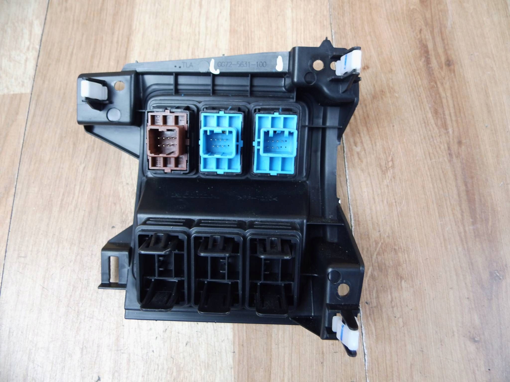 Honda CR-V CRV V panel light switch ESP asystent supports GG72-5631-100