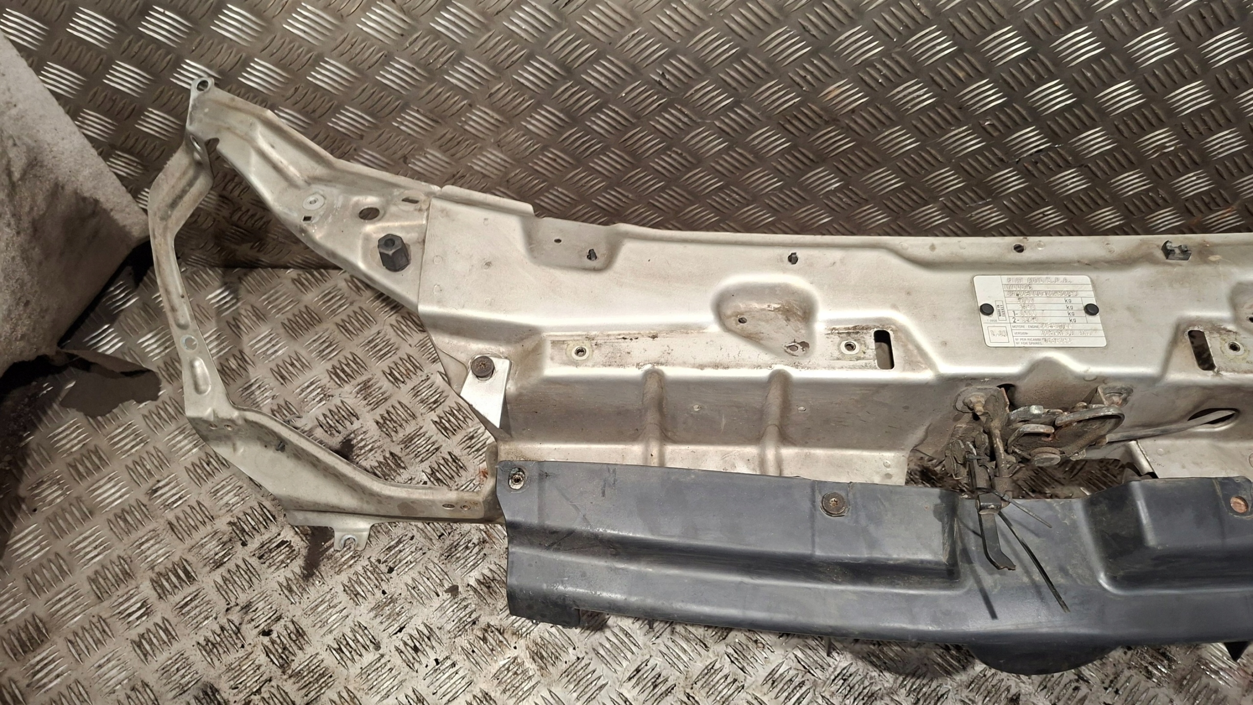 support panel for radiators pillar FIAT DOBLO and