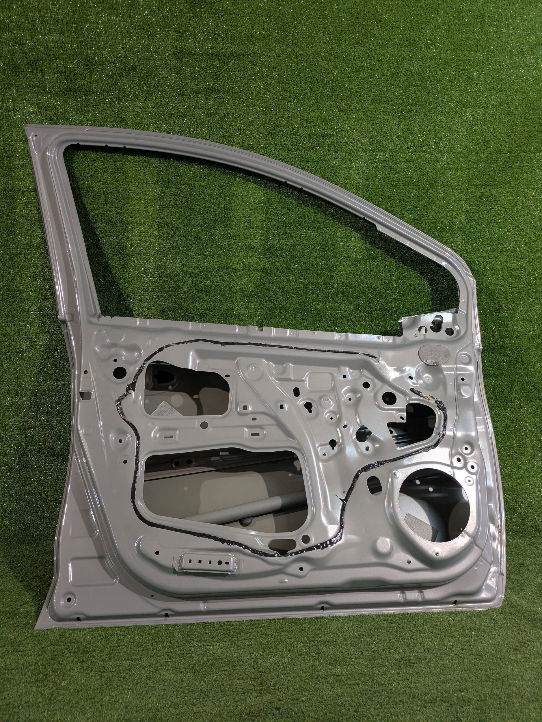 door front left left front TOYOTA YARIS III LIFT NR.D9017