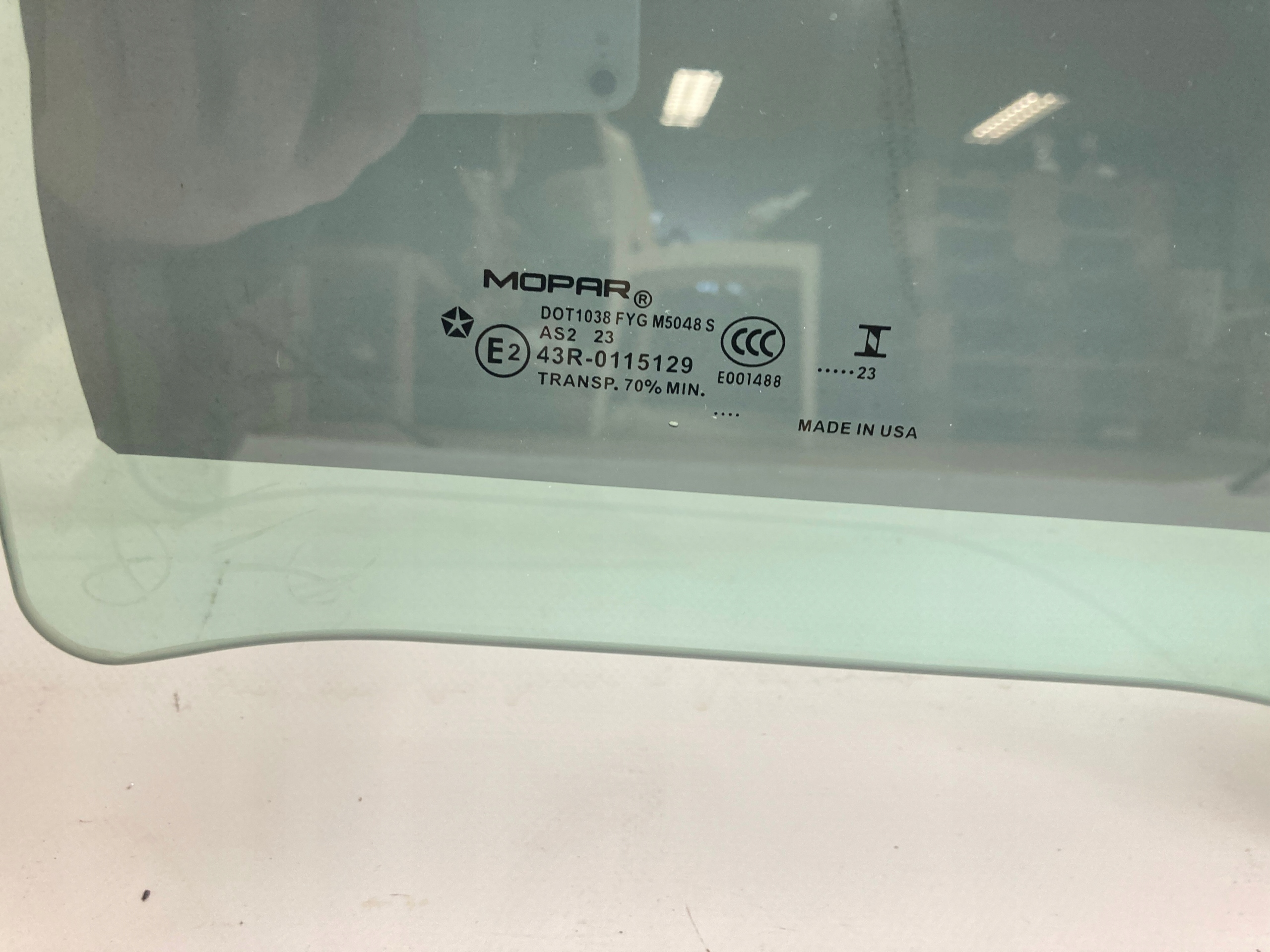 Jeep Wrangler JL window side right front 2021-26