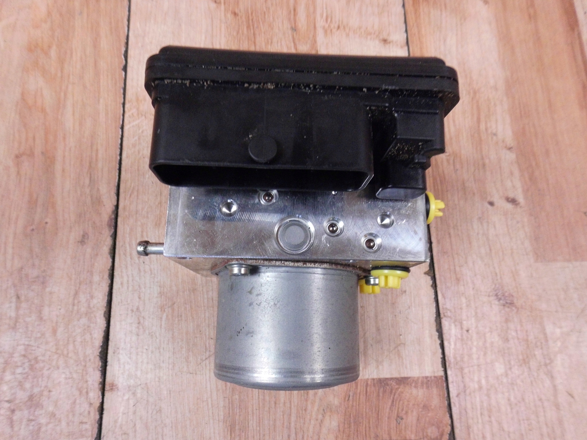NISSAN LEAF II 2021 POMPA ABS 476605SH5C