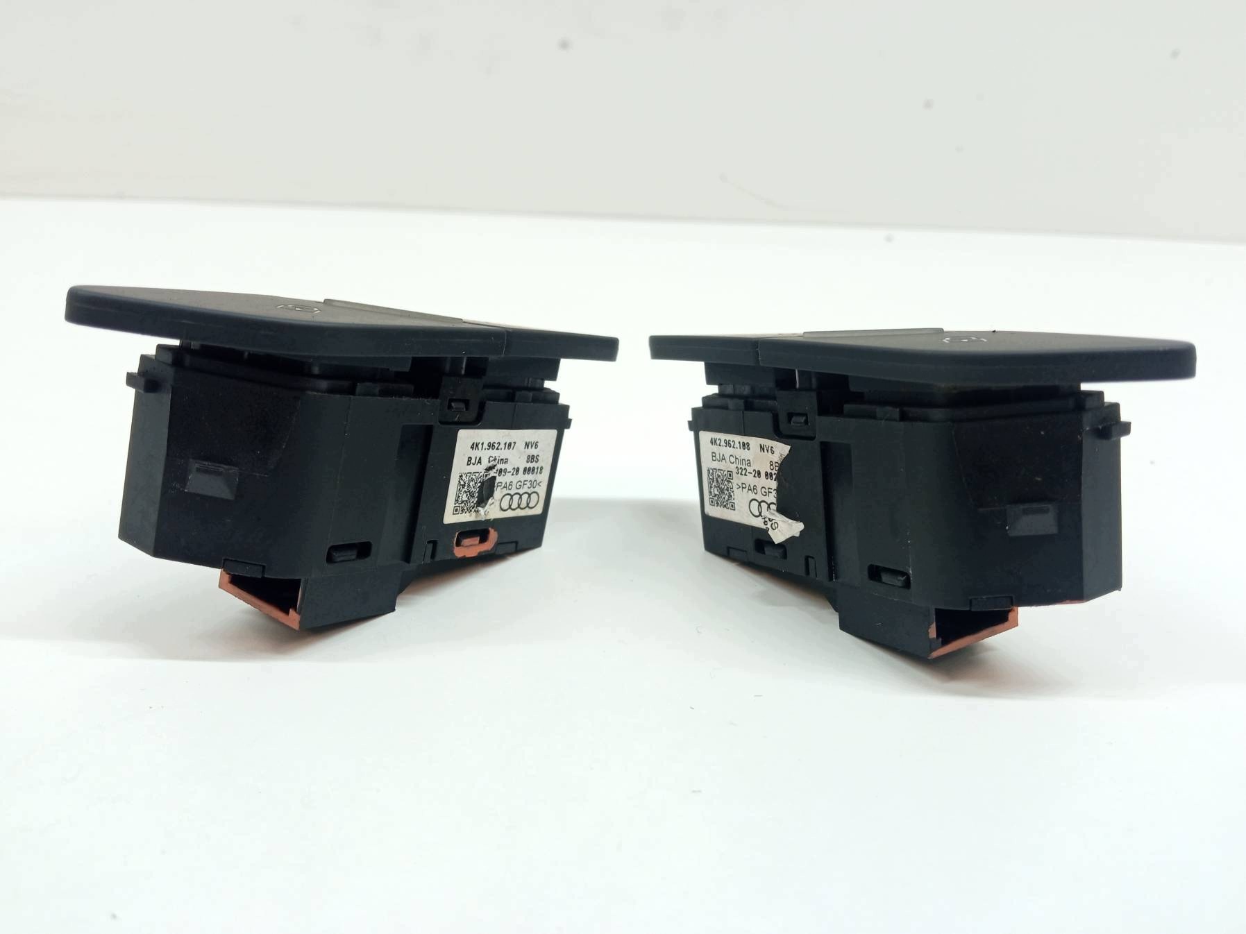 switch of a lock central left right 4K1962107 4K1962108 Audi A6 V C8
