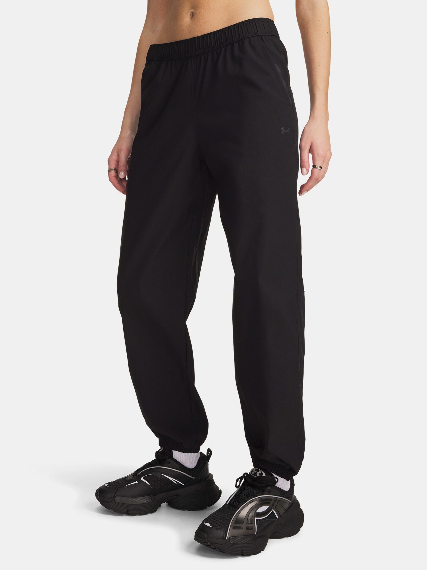 Under Armour Dámské tepláky Under Armour Unstoppable Wvn Jogger-BLK