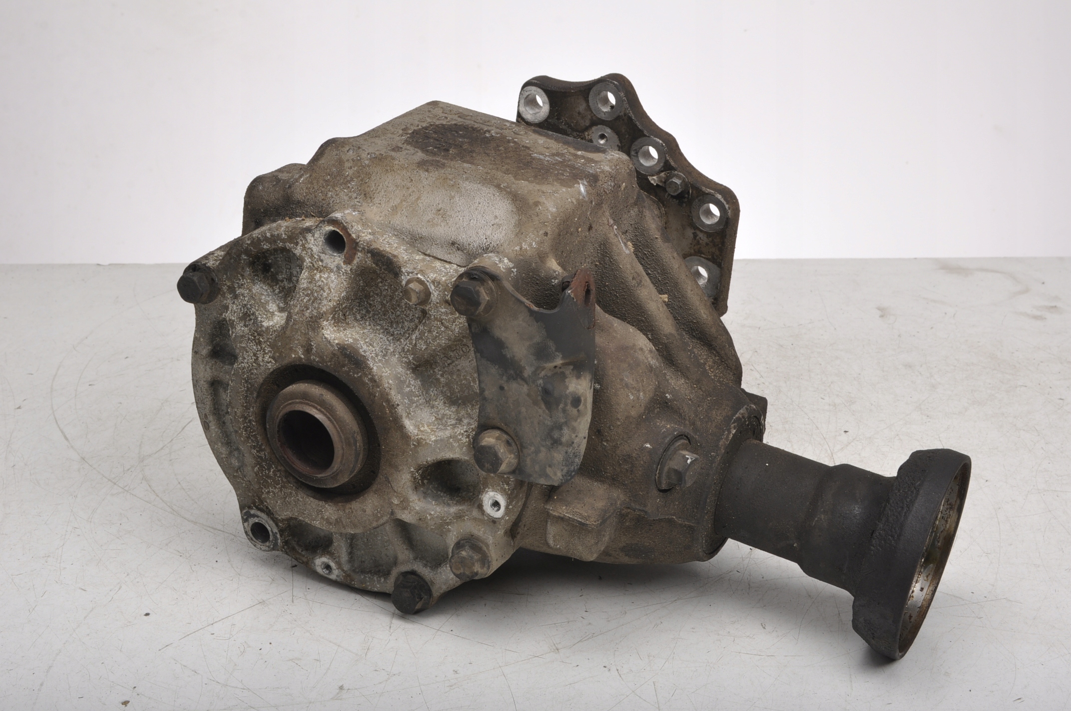 30700010 4253 - VOLVO XC90 4.4 V8 дифференциал мост DYFER LIFT