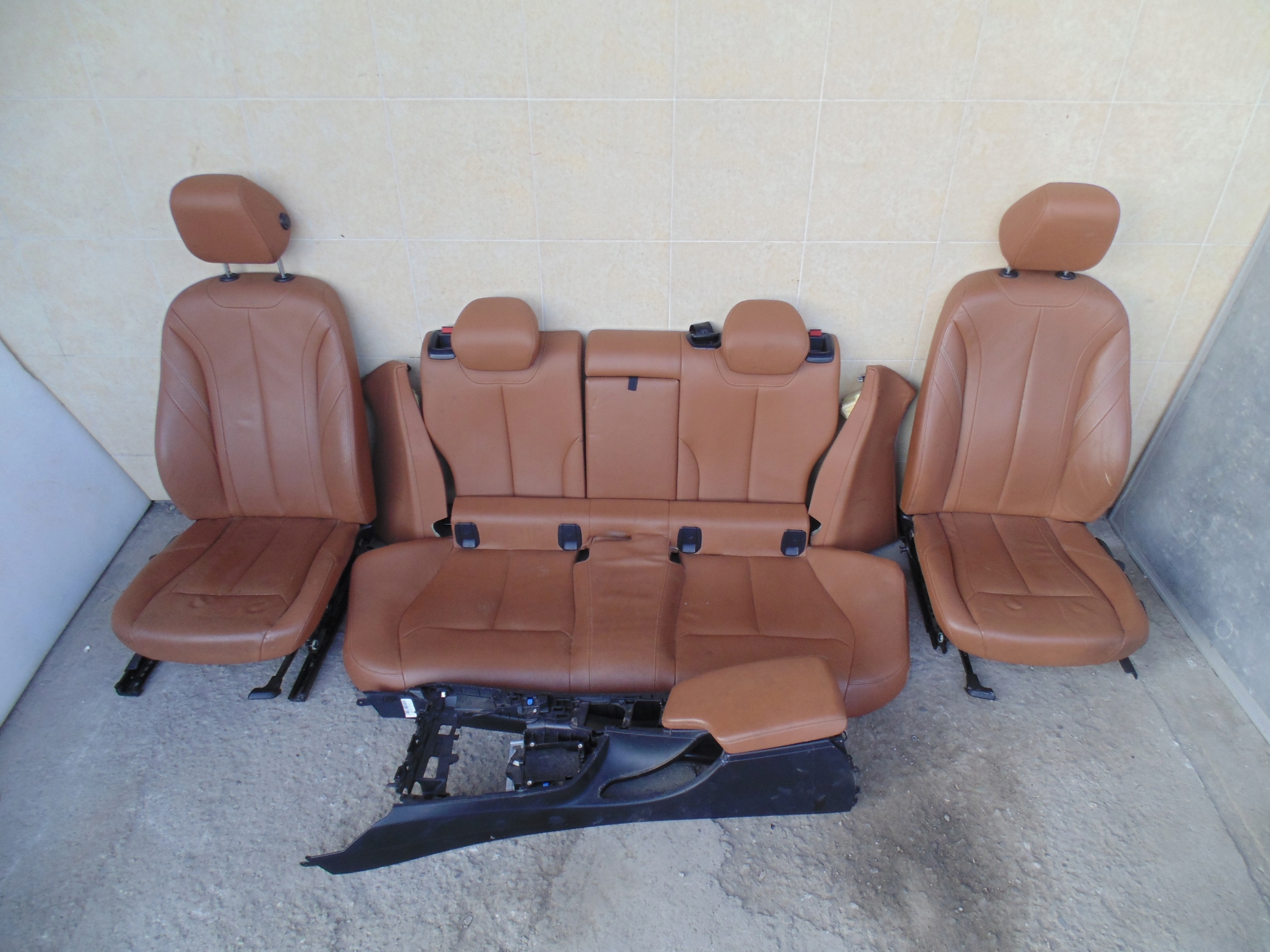 SITZE MITTE LEDER BMW 4 F32 F36 2016 ROK.