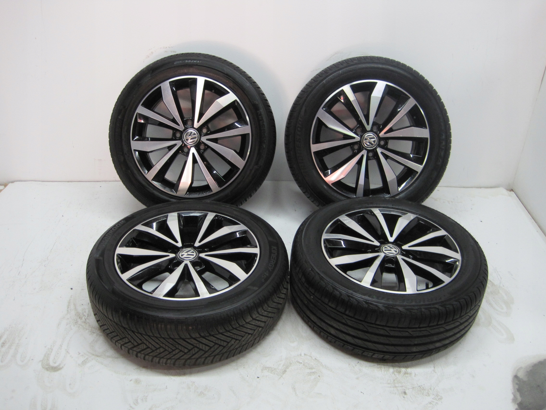 wheels discs tyres VW T ROC 2GA R17 M+S
