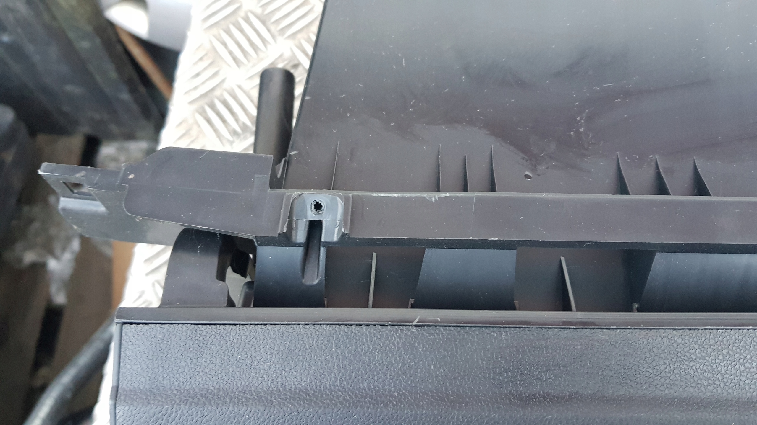 MERCEDES W169 Handschuhfach des Beifahrers