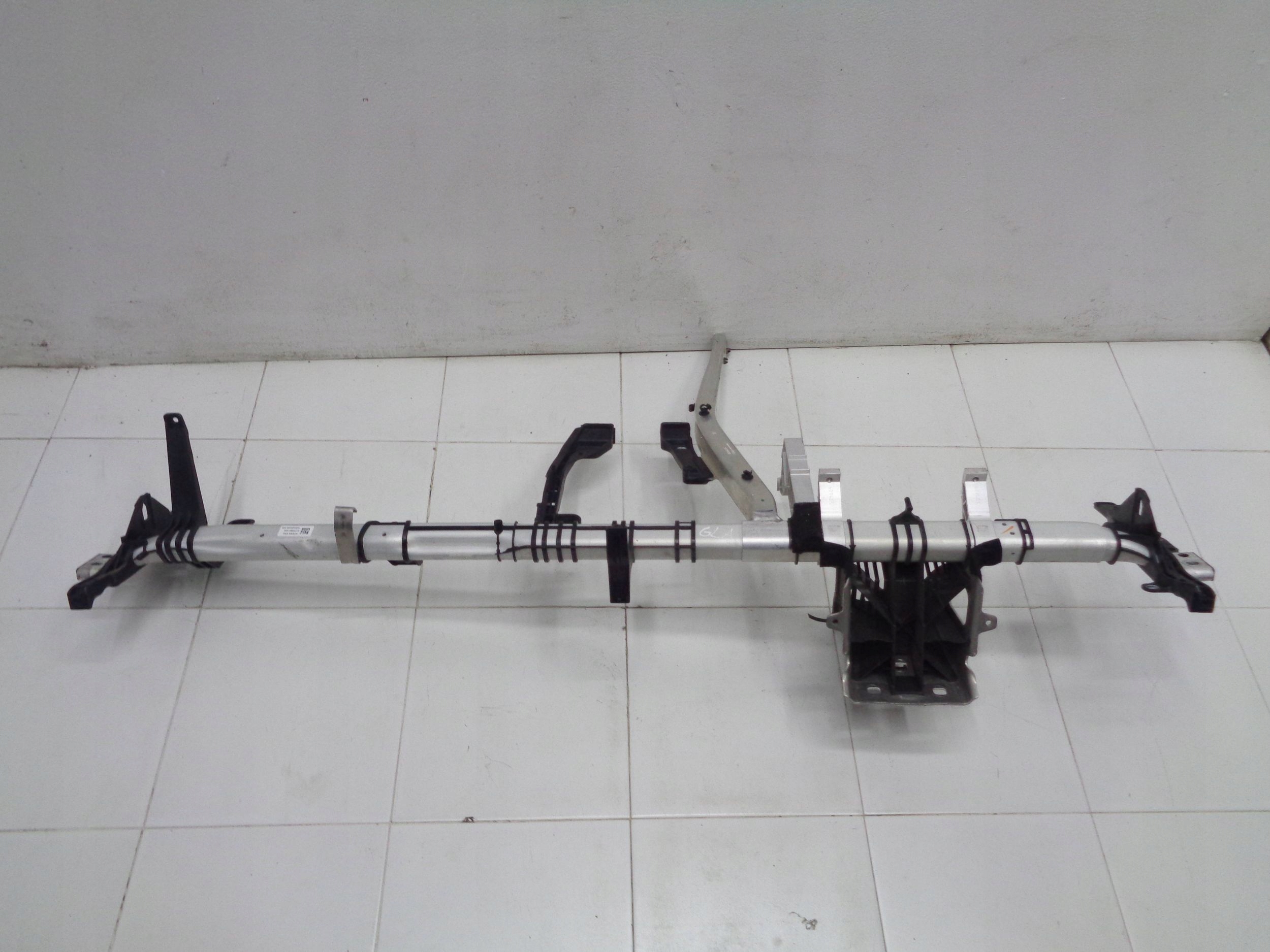 MERCEDES GLA W156 support sider of the dashboard 13-19R