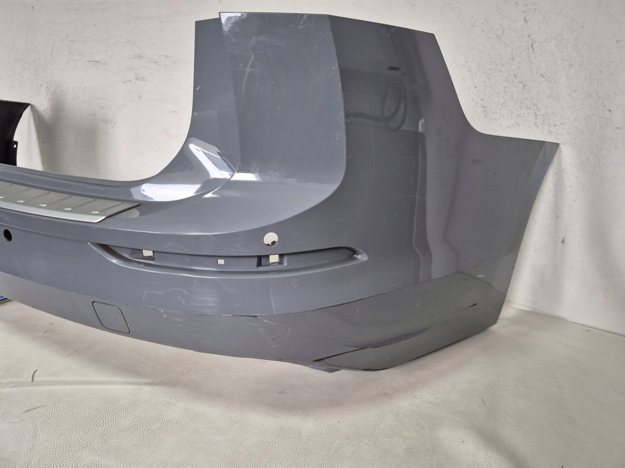 VW GOLF VIII 8 KOMBI 19-> bumper rear part rear 4XPDC