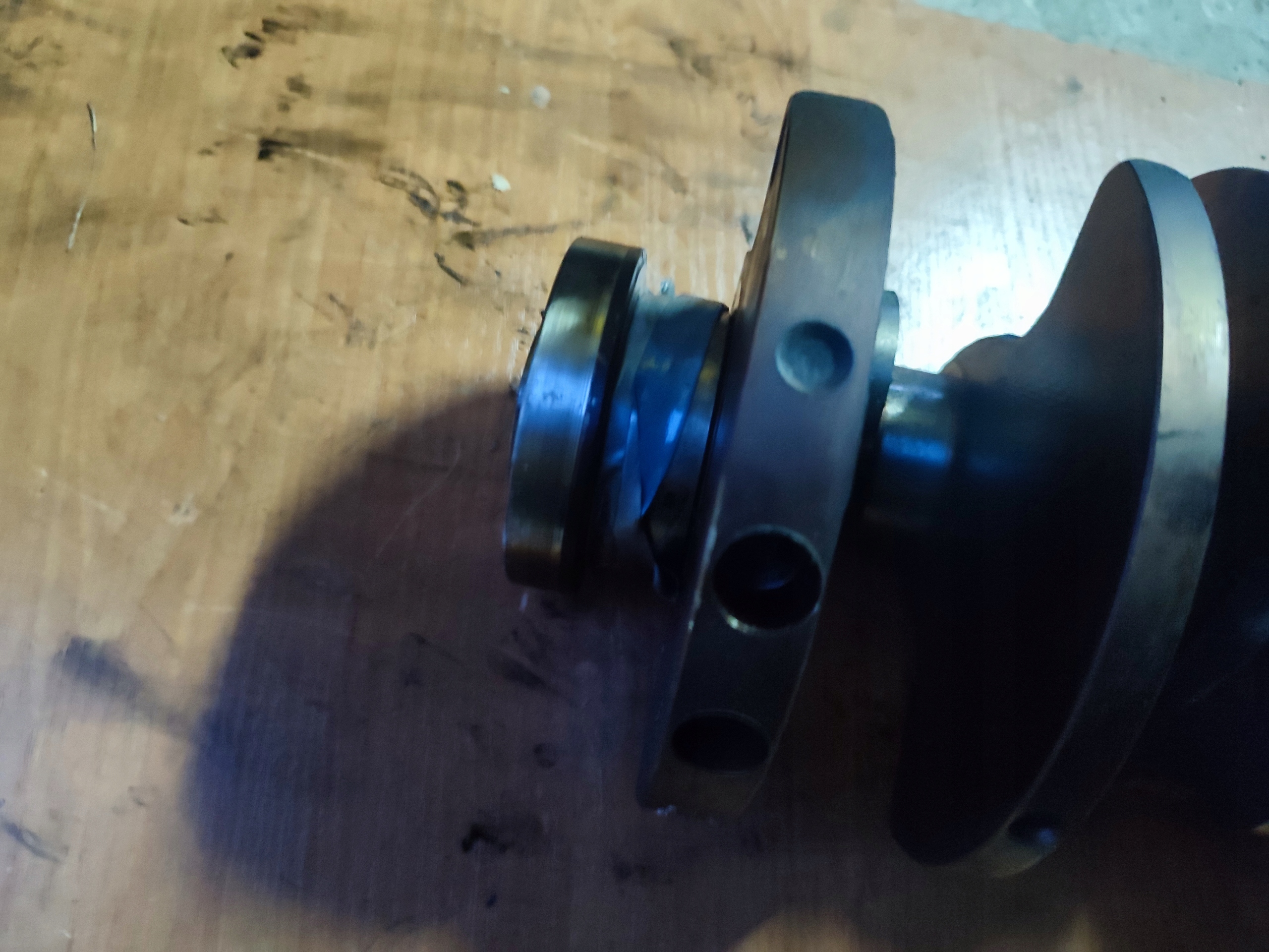 crank Z PANEWKAMI AUDI 2.4 078R