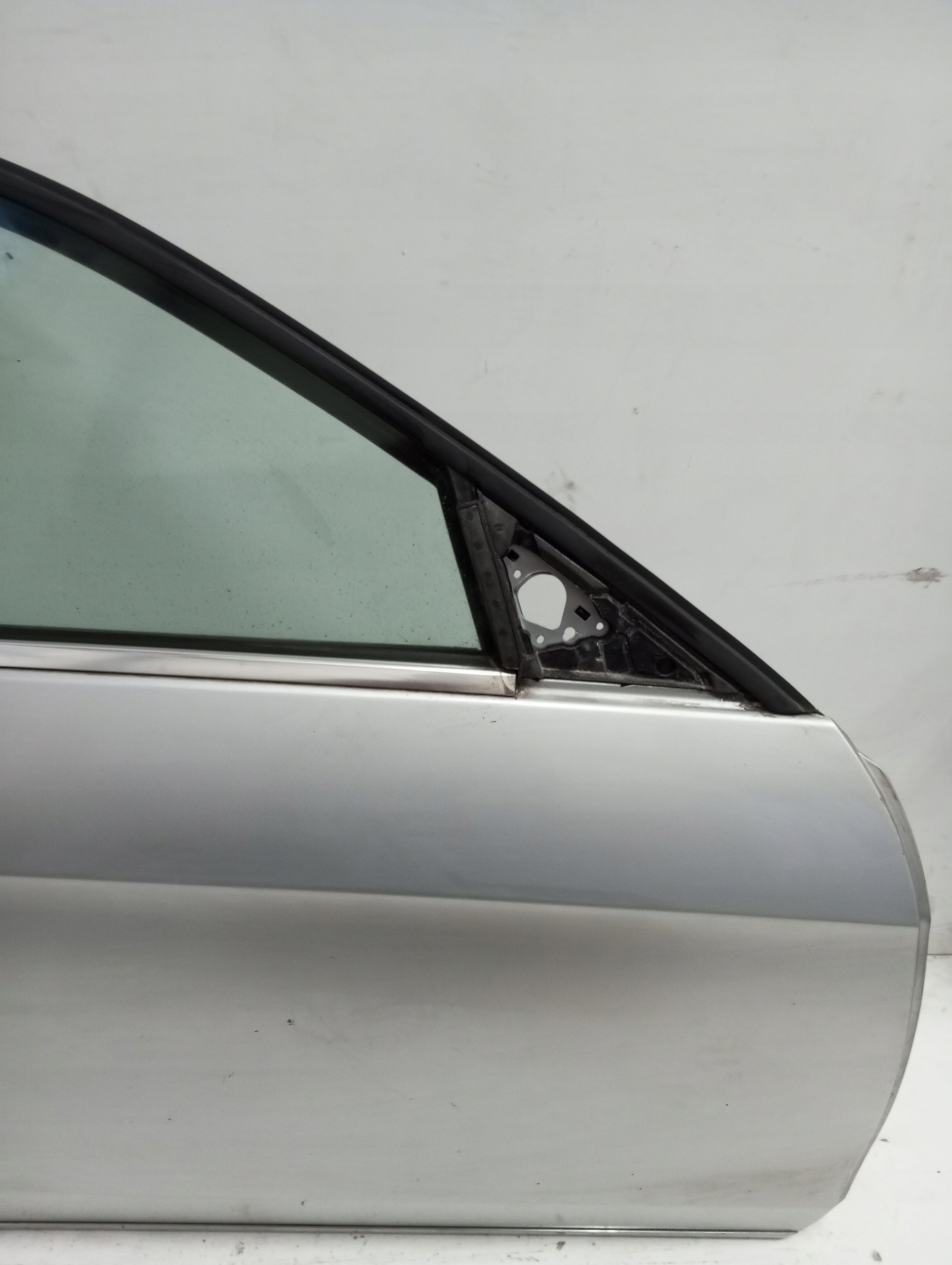 door right front MERCEDES E KLASA 212 ANGLIK sedan