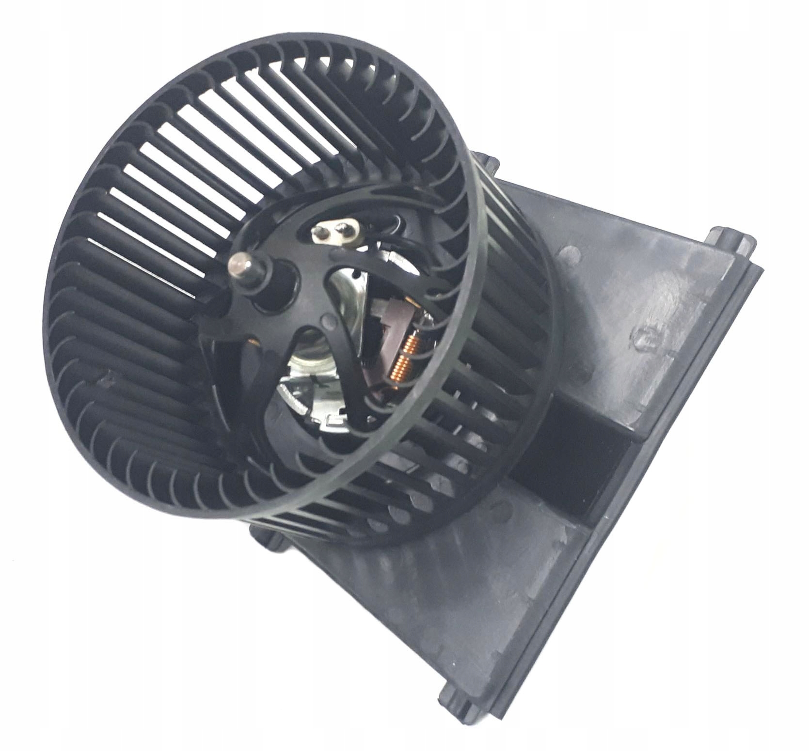 WENTYLATOR DMUCHAWA NAWIEWU ORG 1J1819021C Producent części Borsehung