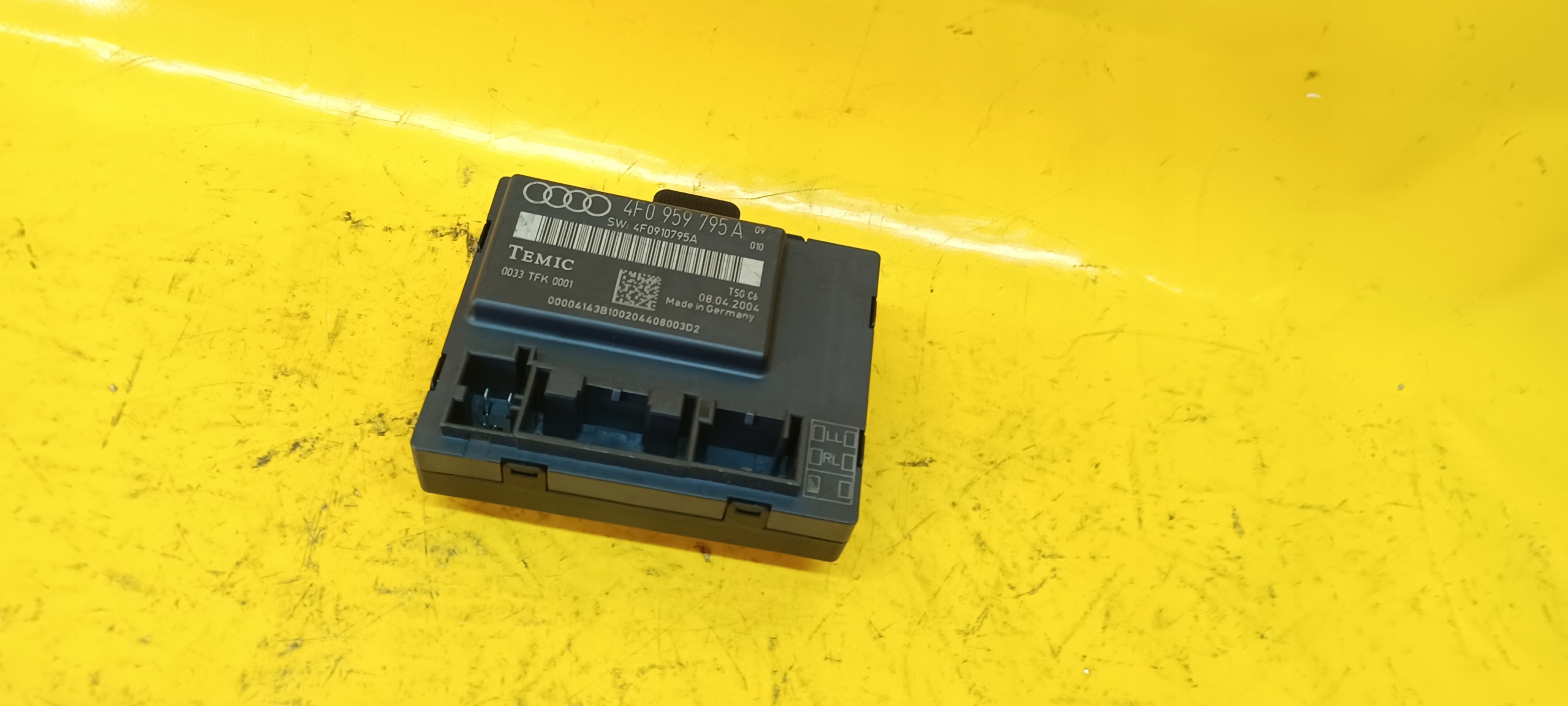 4F095979A - Модуль двери левый задний AUDI A6 C6 4F0959795A