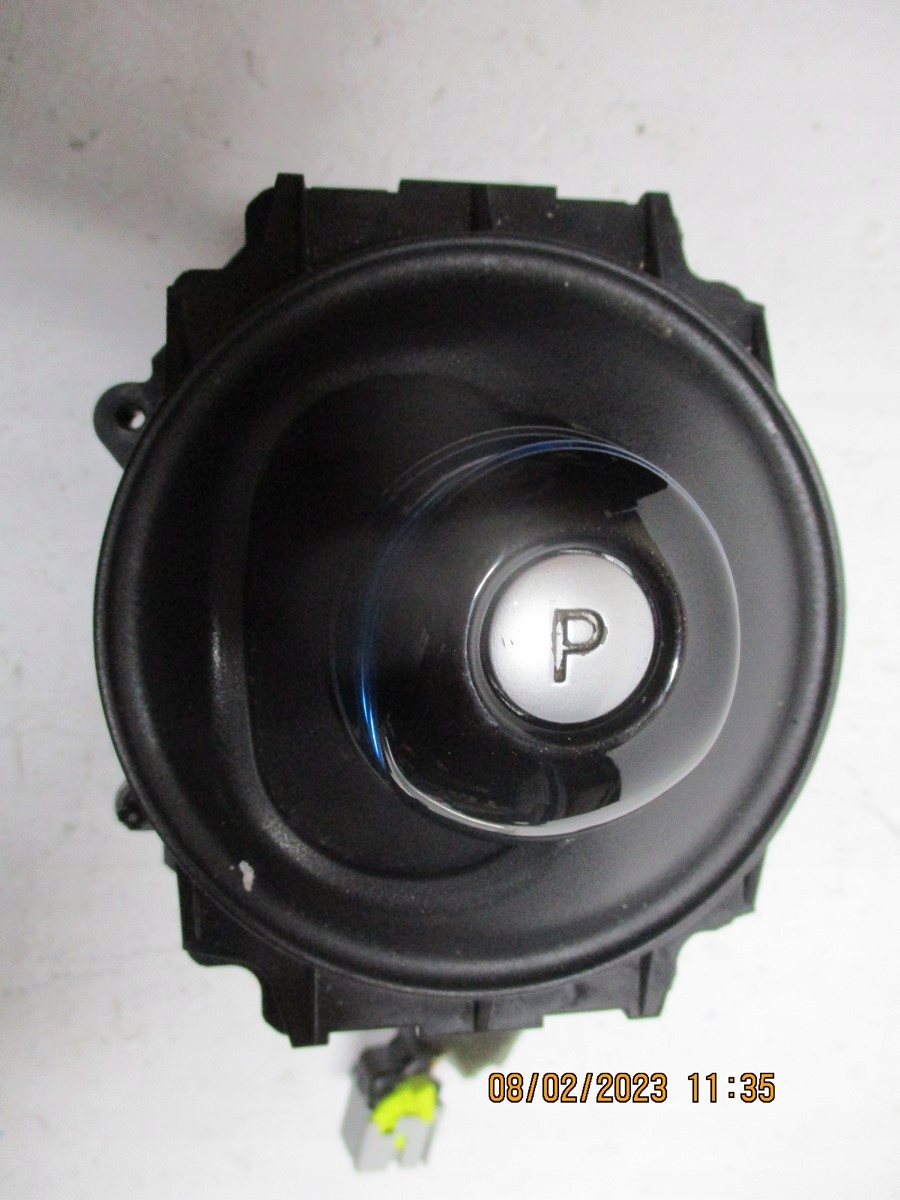 knob trim NISSAN LEAF II 75G106