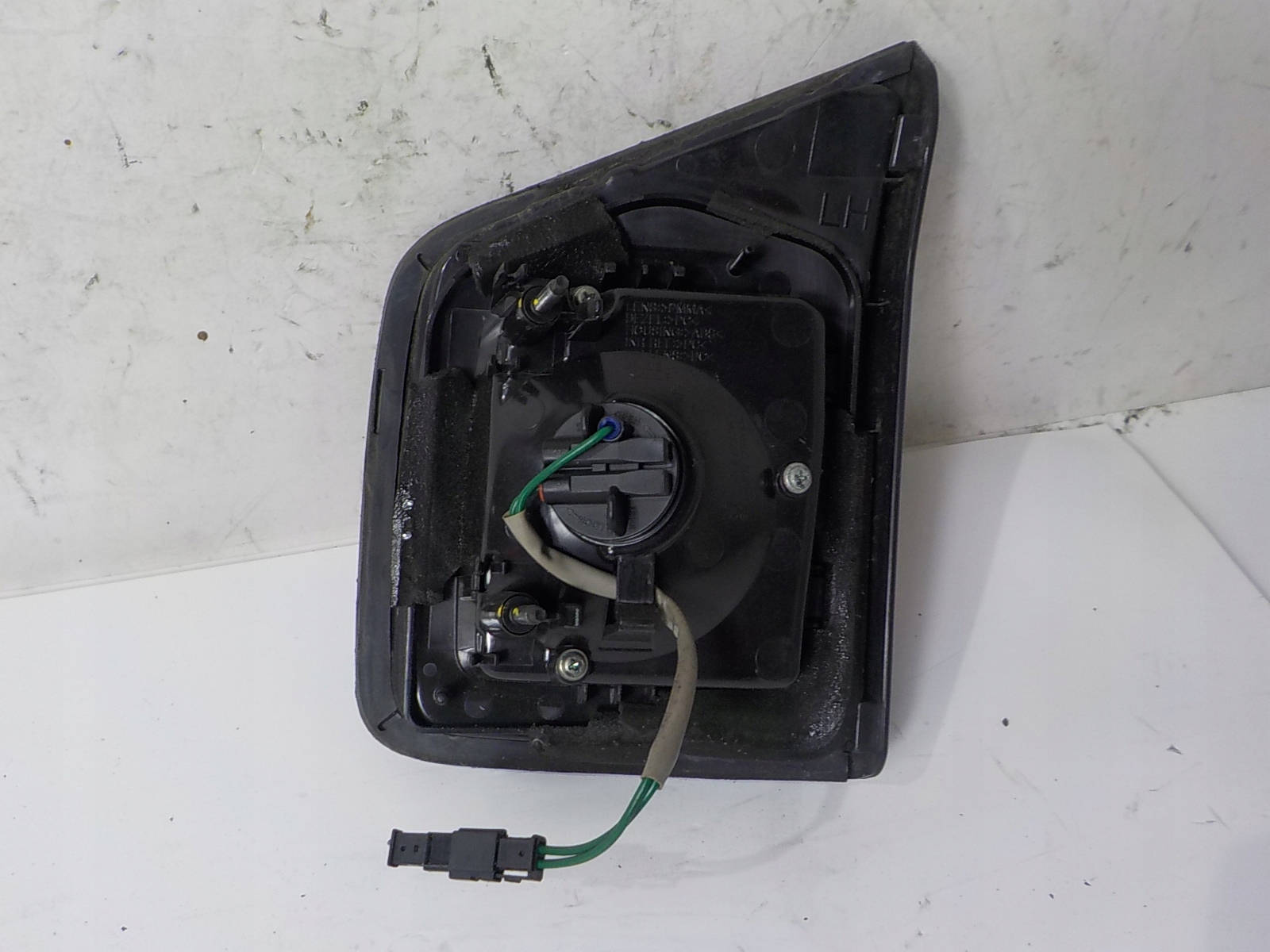 CHEVROLET ORLANDO light to the bonnet left rear left rear part