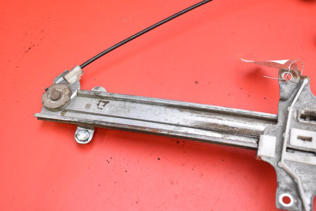 window regulator right front EU 85710-22300 TOYOTA RAV 4 1 and 3D 94-98